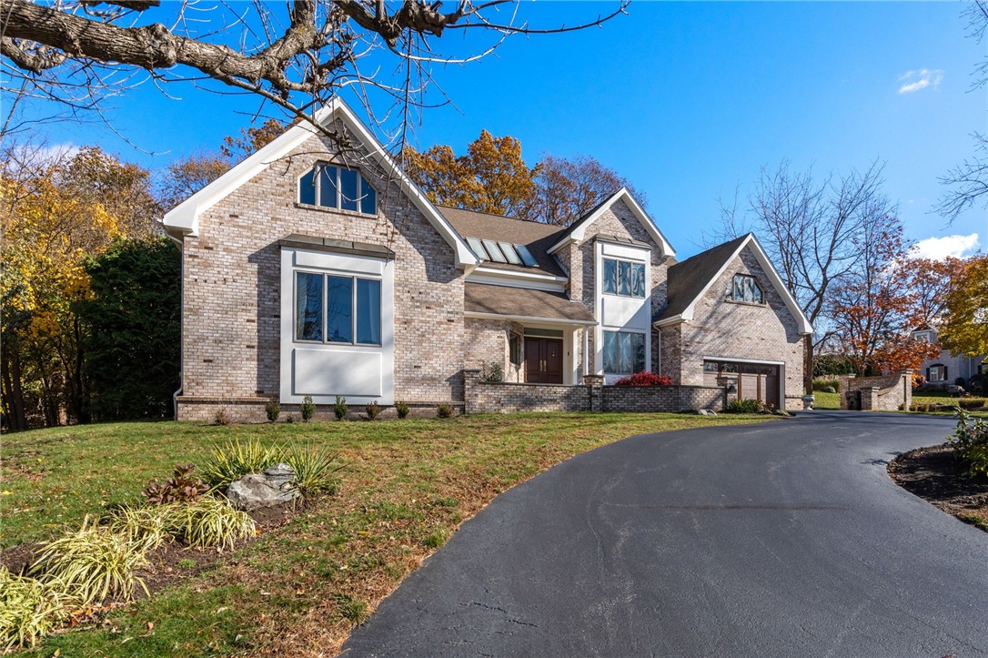 Cranston, Rhode Island, 02920, United States, 3 Bedrooms Bedrooms, ,4 BathroomsBathrooms,Residential,For Sale,1993261