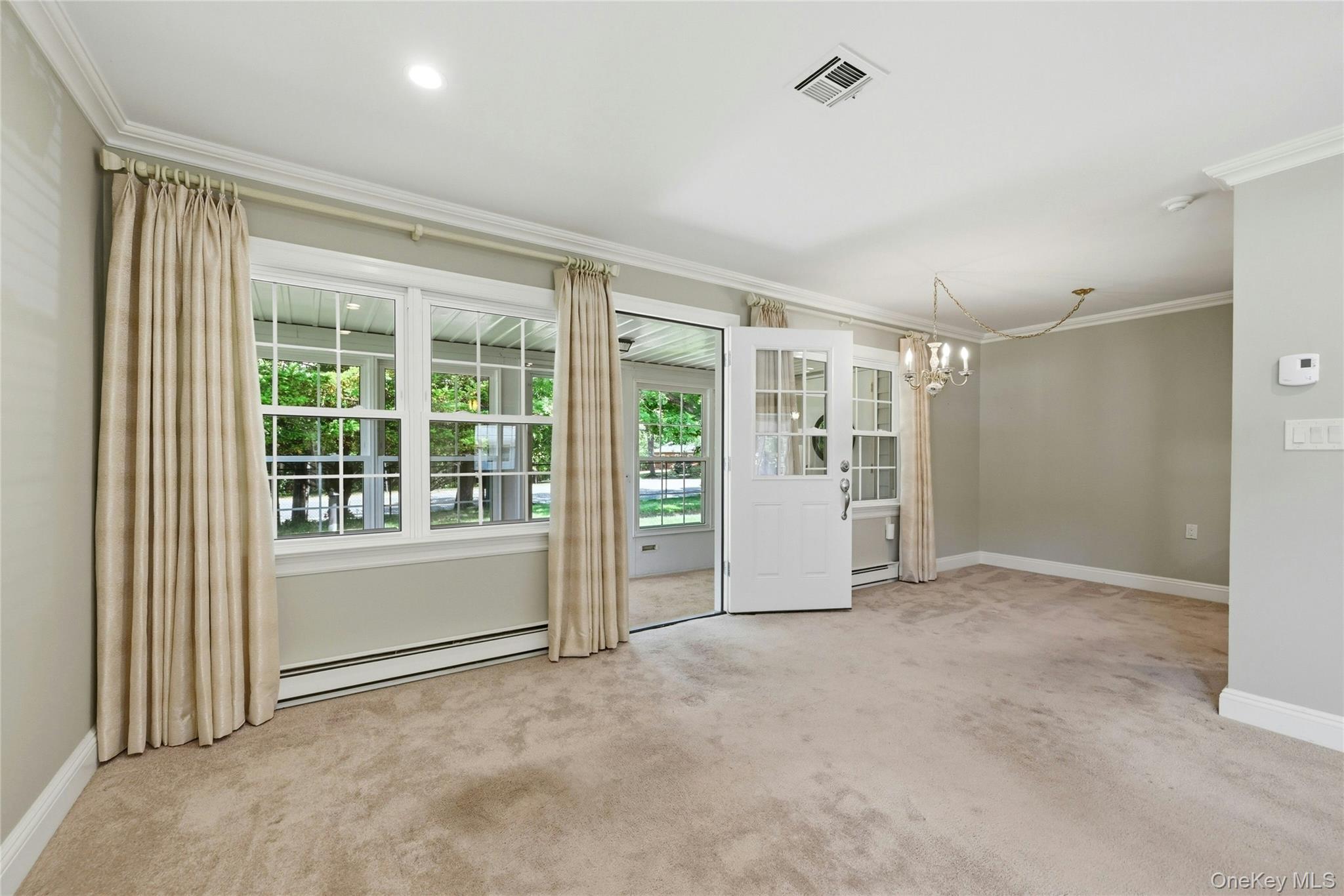  133 Eastbourne Court, Ridge, NY, 11961 - 物件實景