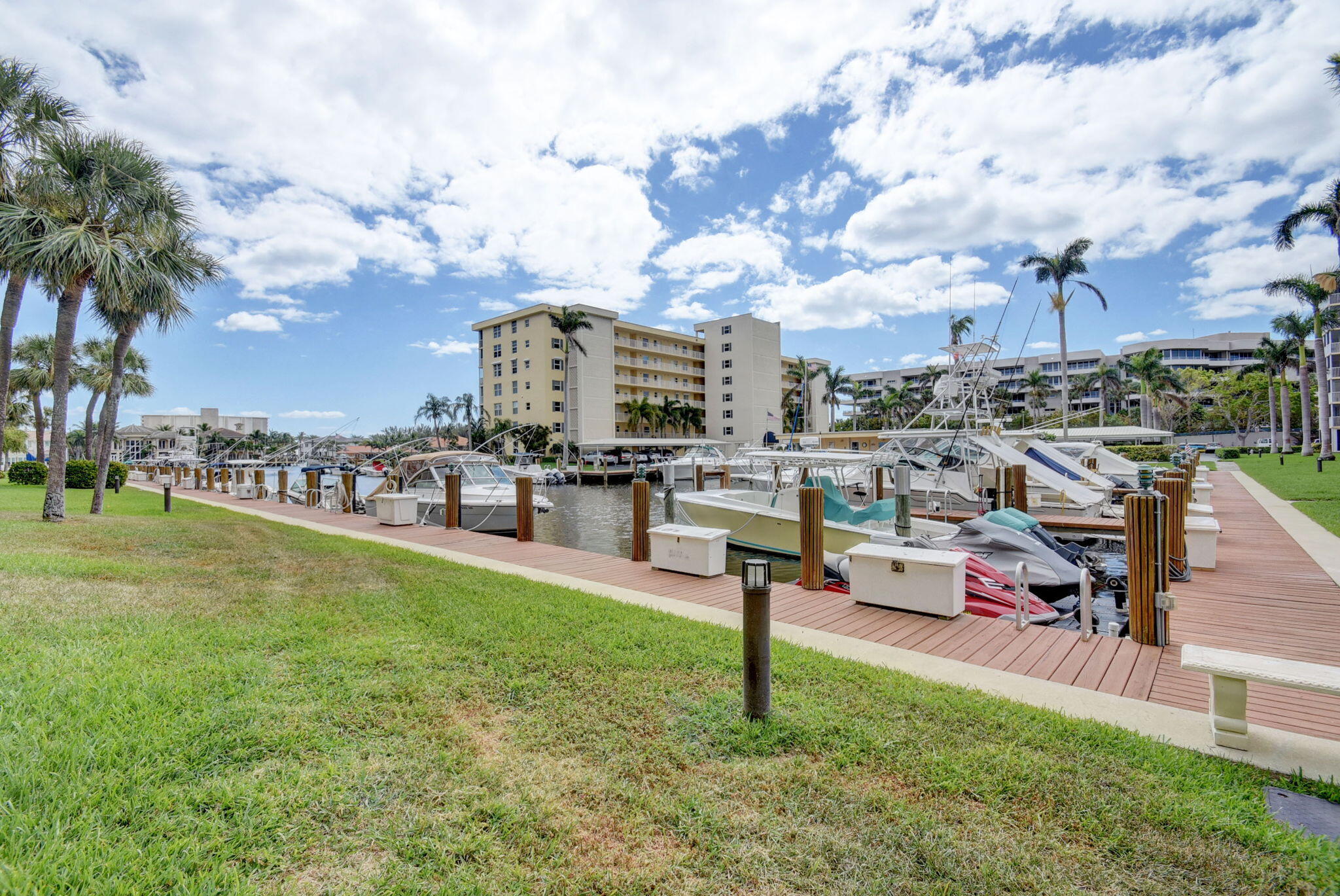 Delray Beach, Florida, 33483, United States, 2 Bedrooms Bedrooms, ,2 BathroomsBathrooms,Residential,For Sale,1932653