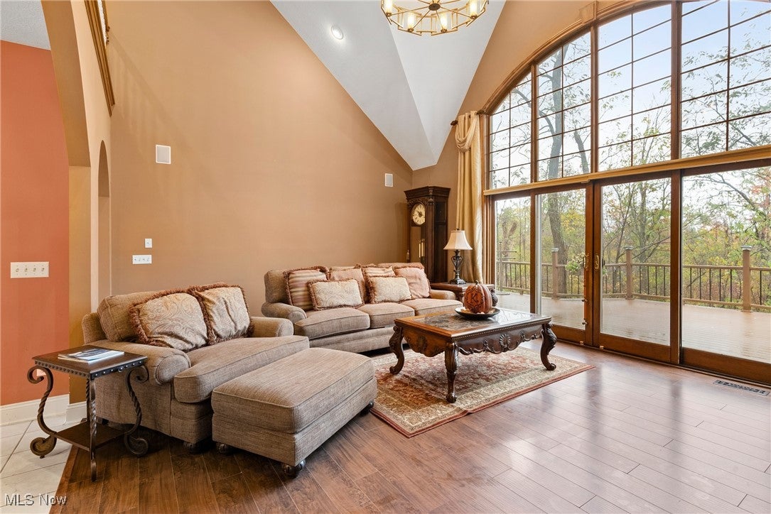 Chardon, Ohio, 44024, United States, 4 Bedrooms Bedrooms, ,5 BathroomsBathrooms,Residential,For Sale,1985731