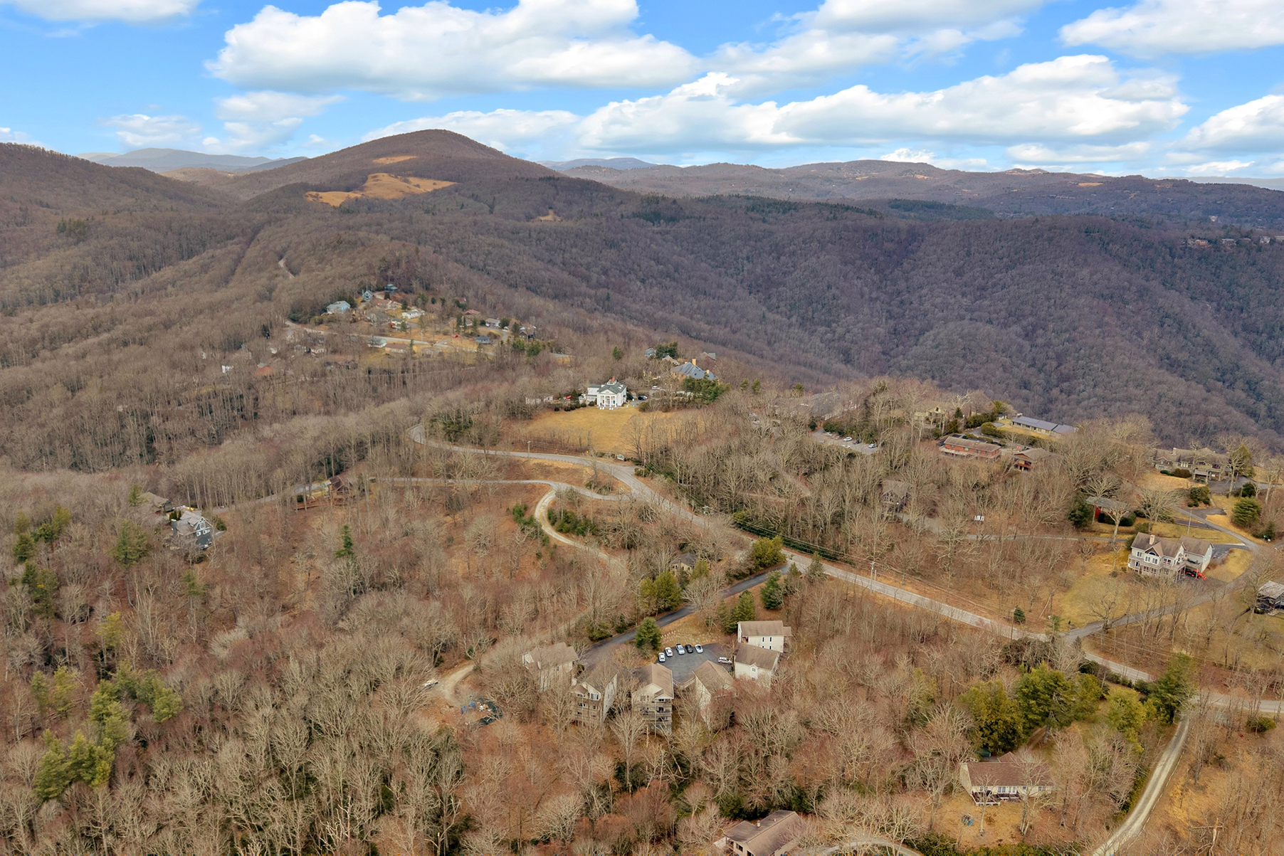  BLOWING ROCK - EVERGREEN SPRINGS - 物件實景