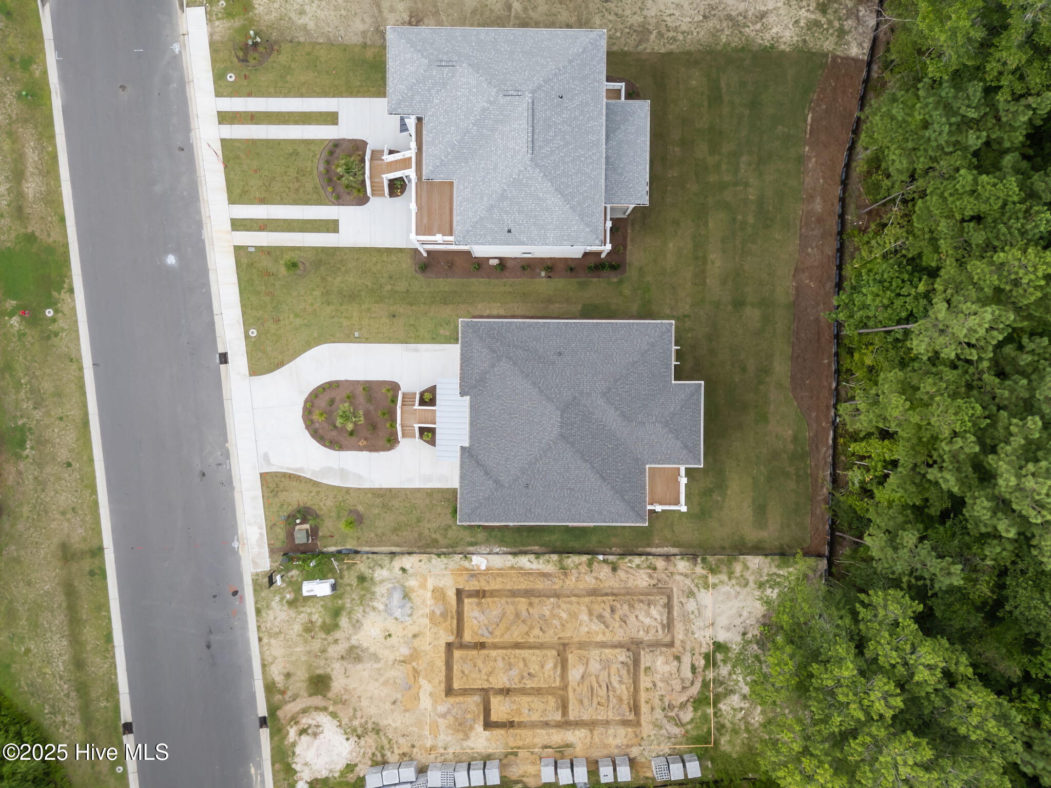 Wilmington, North Carolina, 28411, United States, 4 Bedrooms Bedrooms, ,4 BathroomsBathrooms,Residential,For Sale,2008550