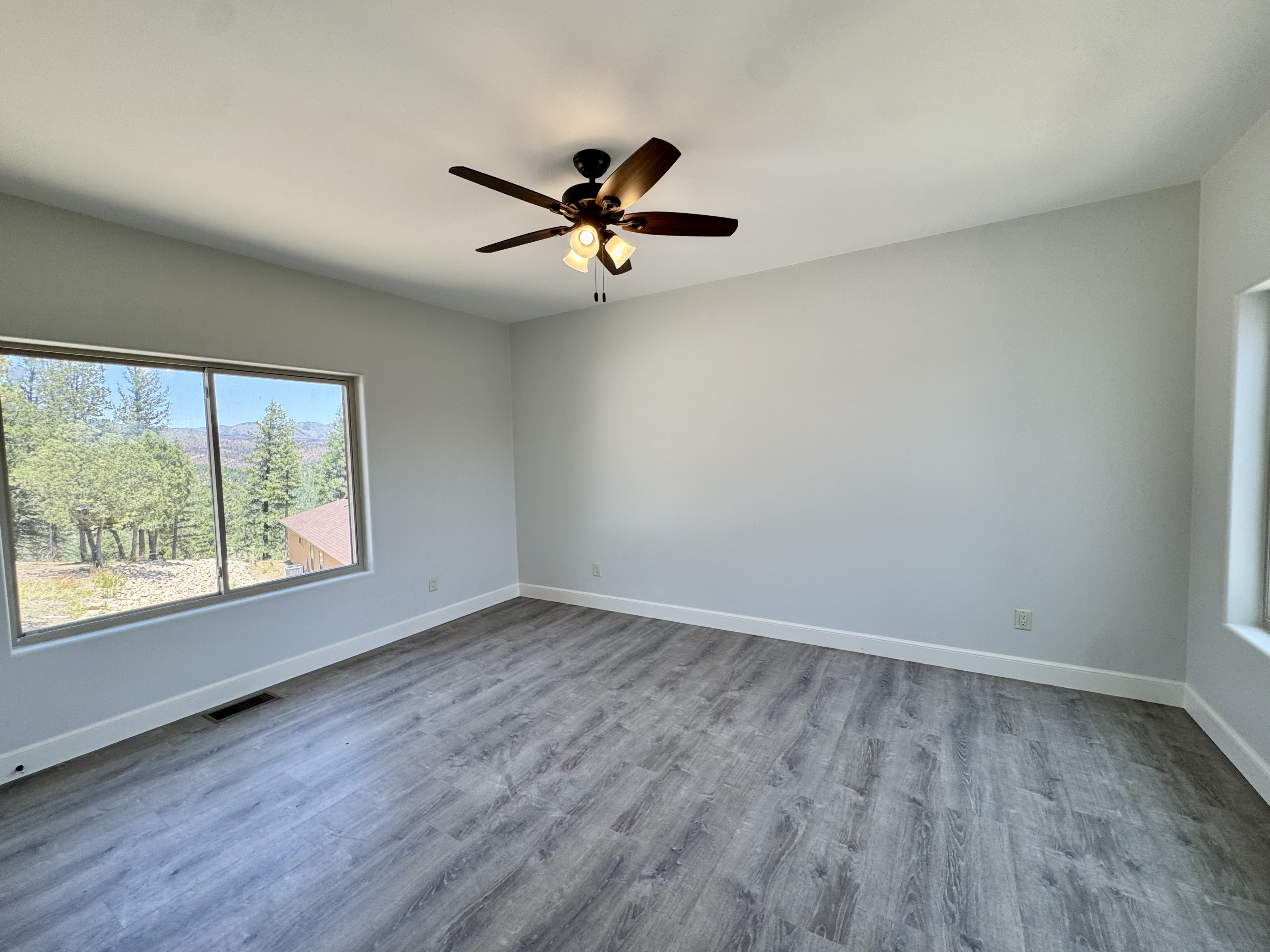 Ruidoso, New Mexico, 88345, United States, 5 Bedrooms Bedrooms, ,5 BathroomsBathrooms,Residential,For Sale,1981179