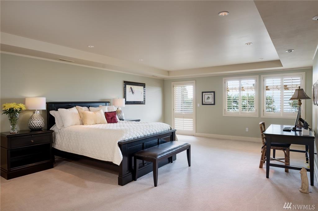 1956 Harvard Ave E 204, Seattle, Washington, 98102, United States, 2 Bedrooms Bedrooms, ,2 BathroomsBathrooms,Residential,For Sale,1956 Harvard Ave E 204,1446429