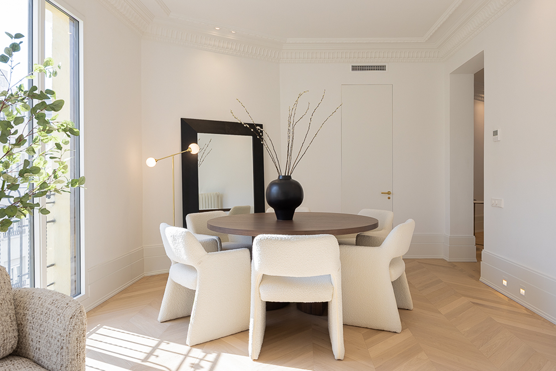  Classic renovated home with 3 suites and balconies in Chamberí, Madrid - 物件實景