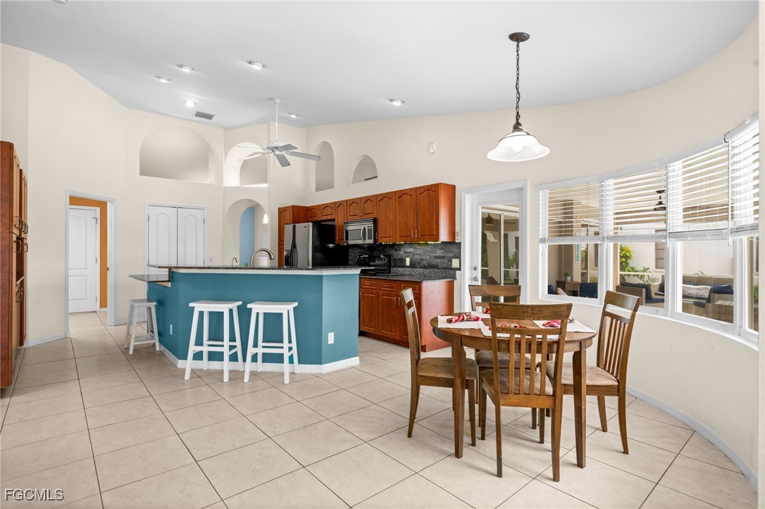 Cape Coral, Florida, 33990, United States, 3 Bedrooms Bedrooms, ,2 BathroomsBathrooms,Residential,For Sale,1937566
