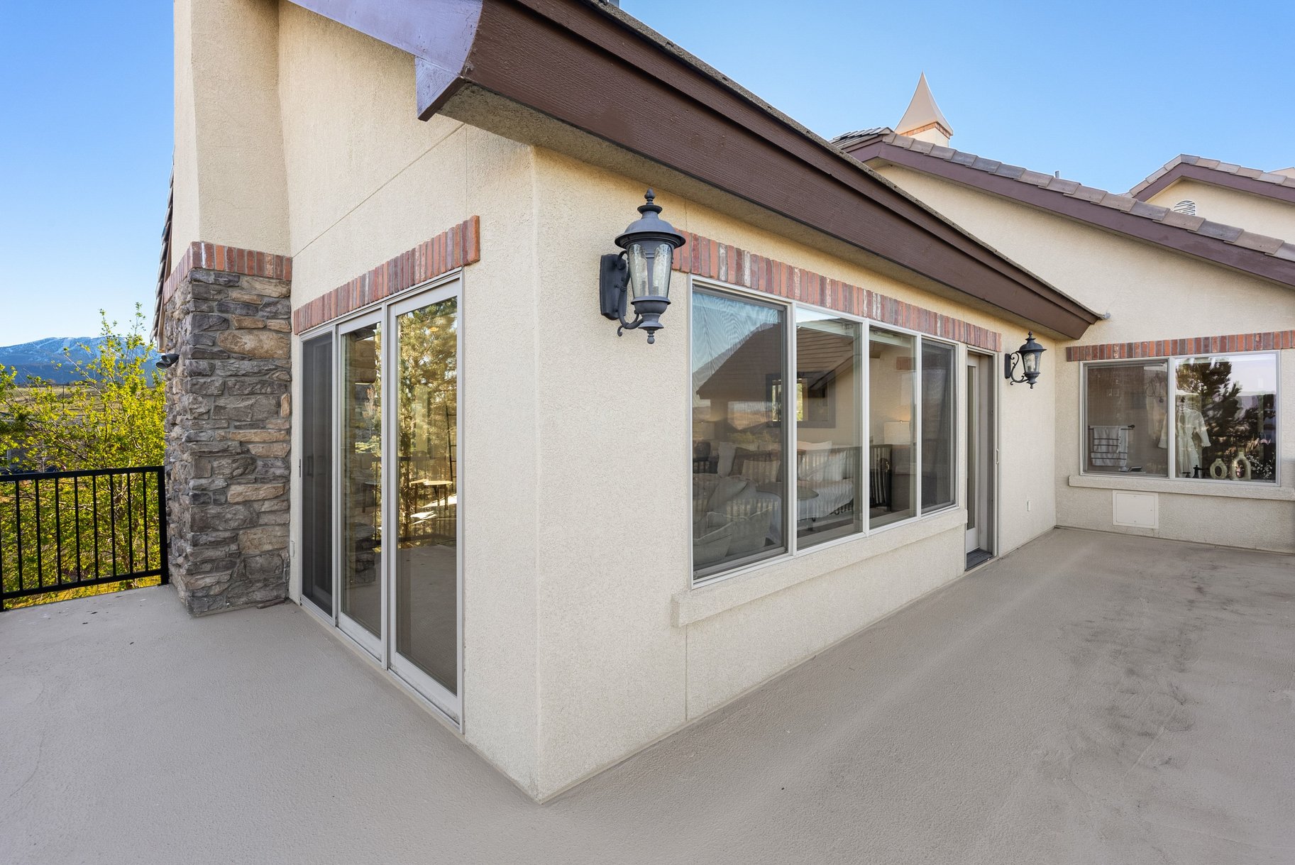  Private Mountain Estate with Elevated Views - 物件實景