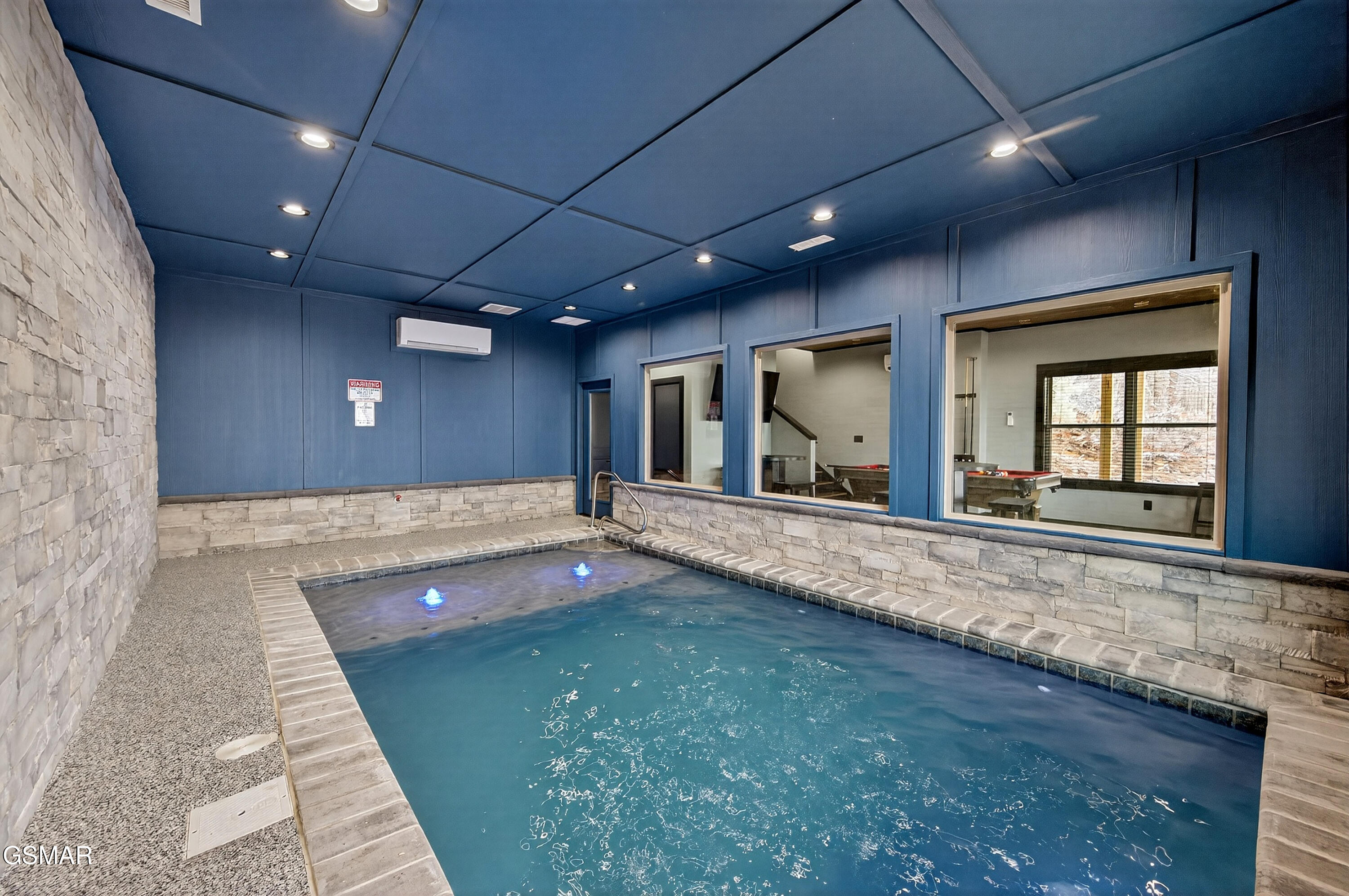 Sevierville, Tennessee, 37876, United States, 3 Bedrooms Bedrooms, ,5 BathroomsBathrooms,Residential,For Sale,1977074