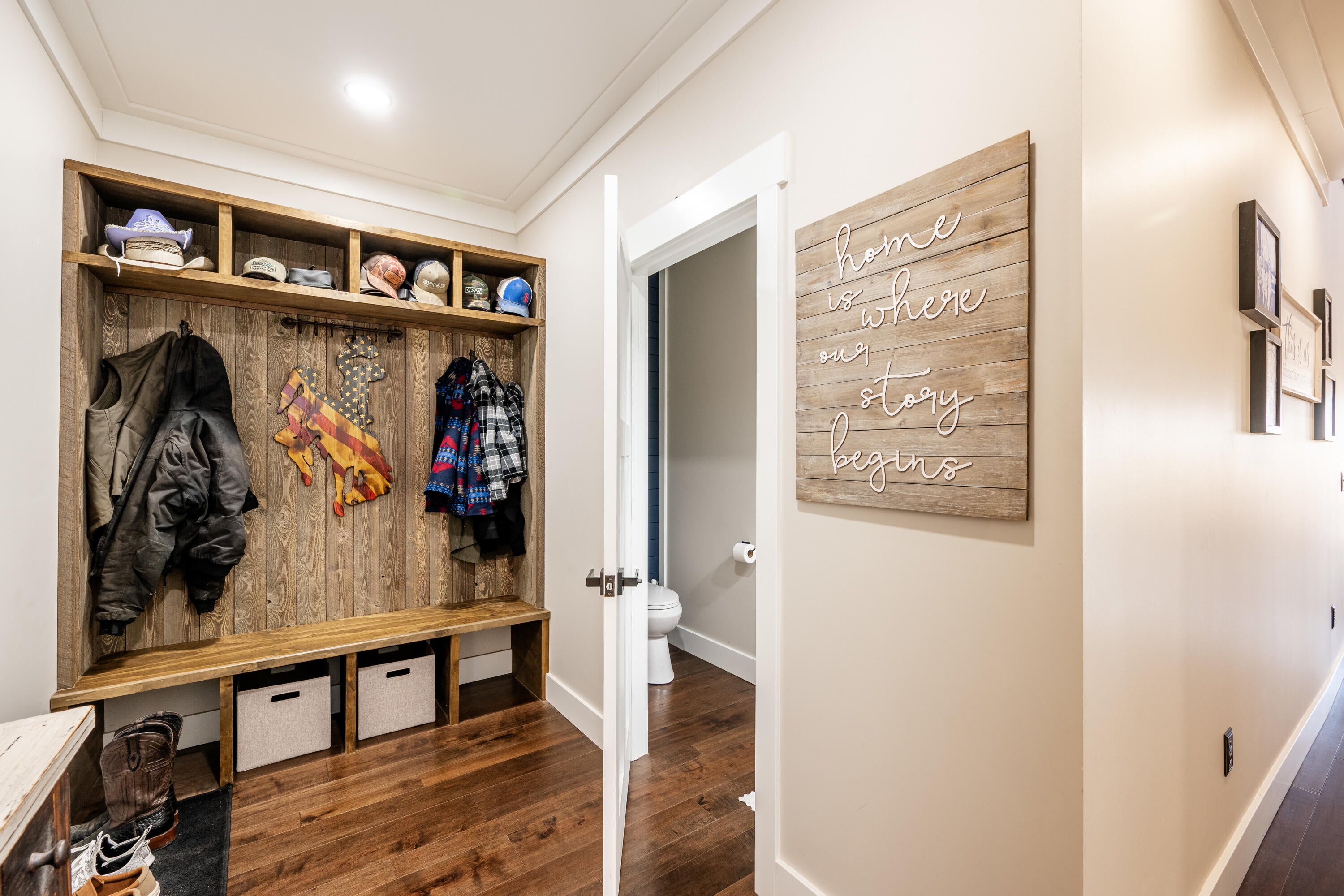 Ranchester, Wyoming, 82839, United States, 5 Bedrooms Bedrooms, ,4 BathroomsBathrooms,Residential,For Sale,2016525