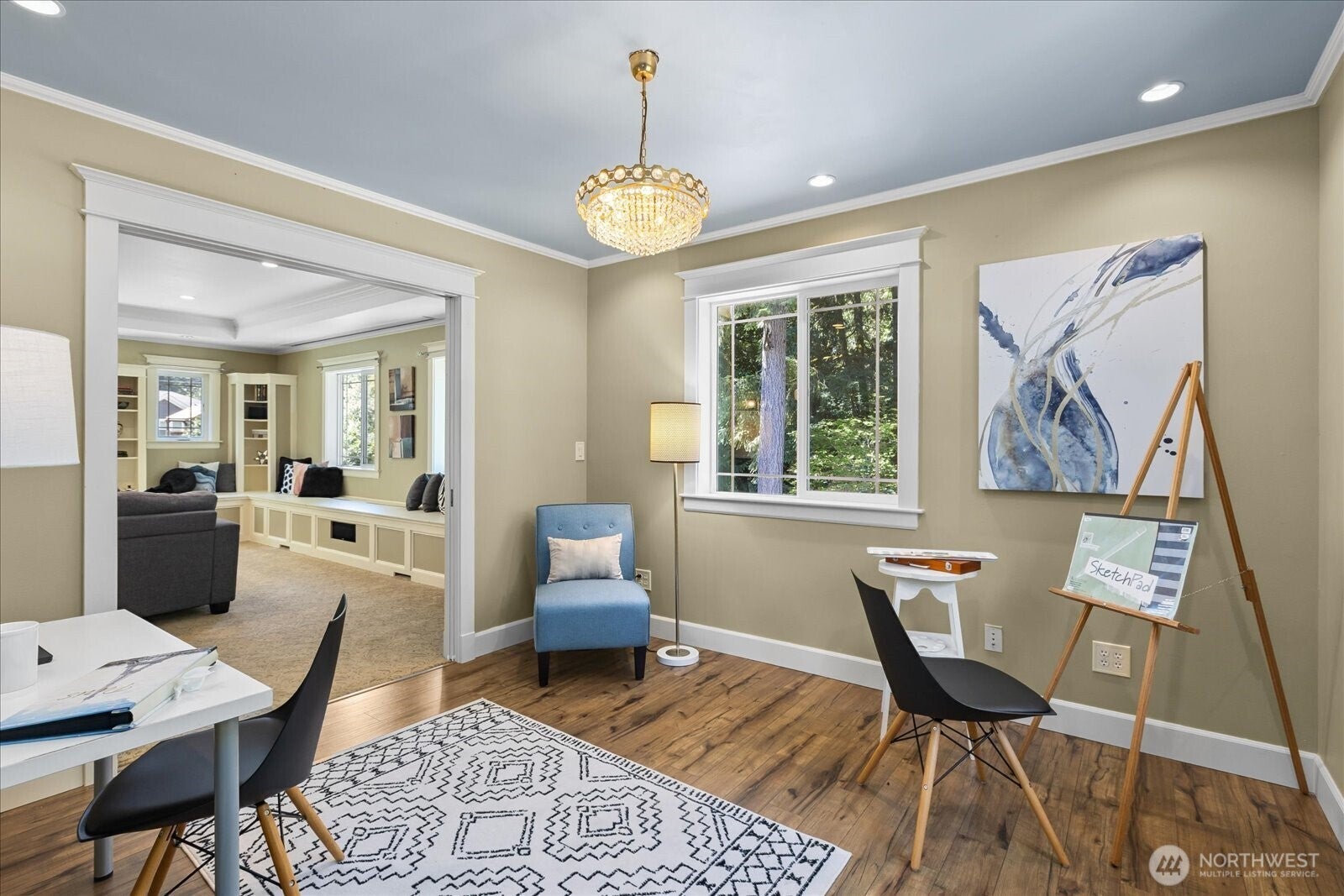 Woodinville, Washington, 98072, United States, 4 Bedrooms Bedrooms, ,2 BathroomsBathrooms,Residential,For Sale,1979397