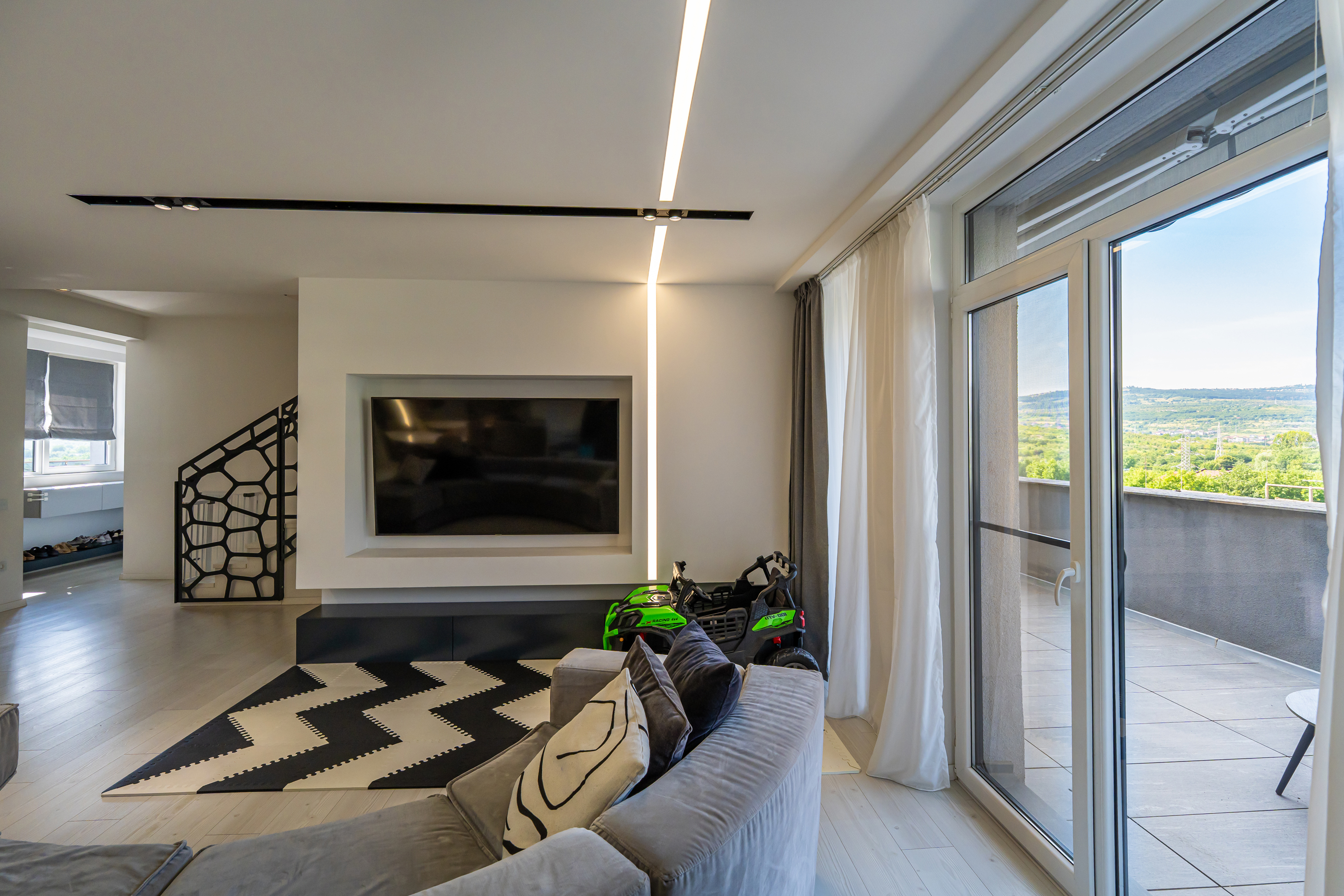  Four-Room Penthouse with Easy Access to Cluj-Napoca’s Business District - 物件實景