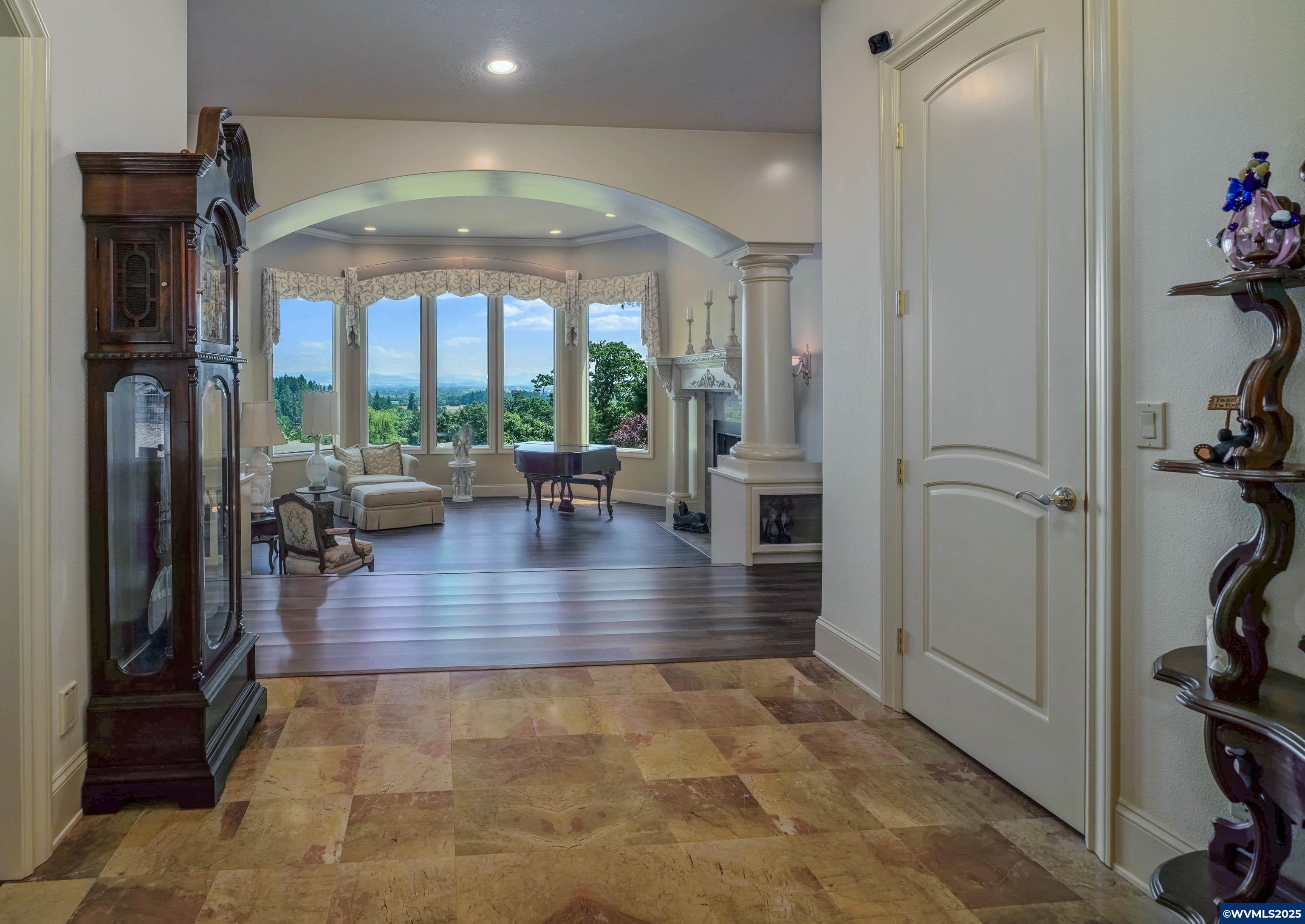Turner, Oregon, 97392, United States, 4 Bedrooms Bedrooms, ,4 BathroomsBathrooms,Residential,For Sale,1848643