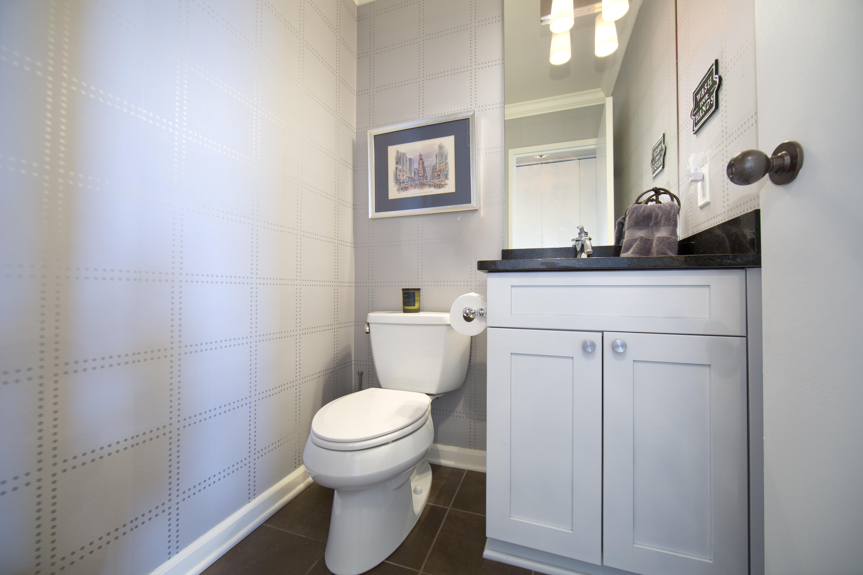 Milwaukee, Wisconsin, 53202, United States, 2 Bedrooms Bedrooms, ,3 BathroomsBathrooms,Residential,For Sale,1992022