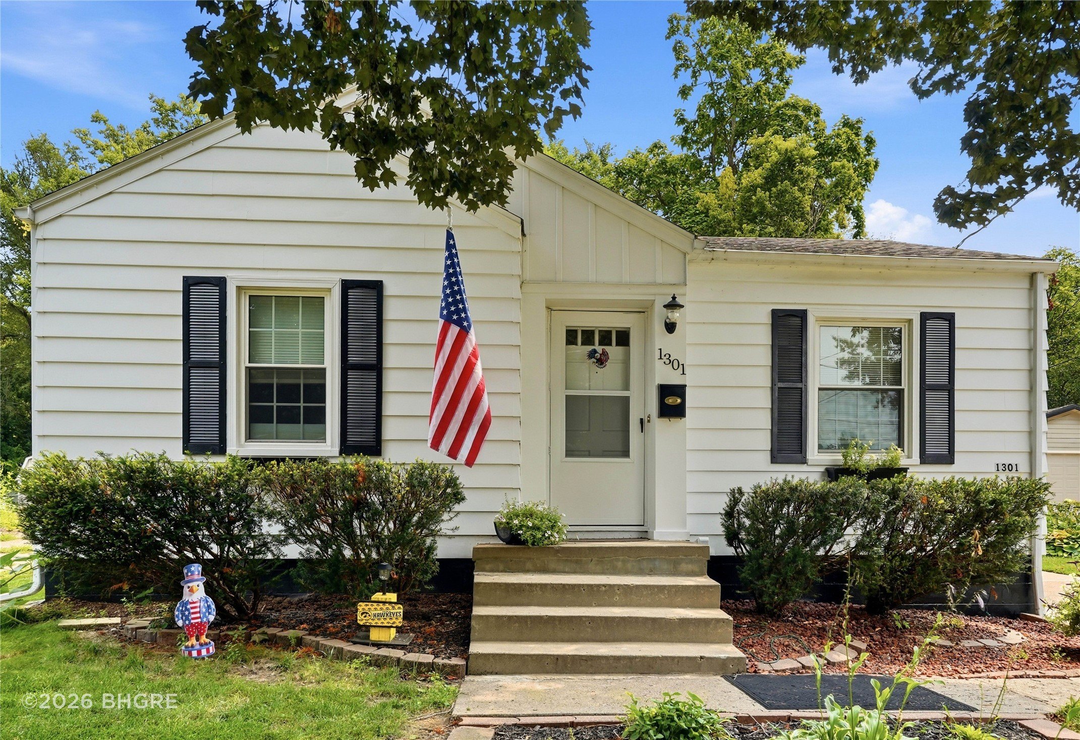 57th Pl, Des Moines, IA 50311