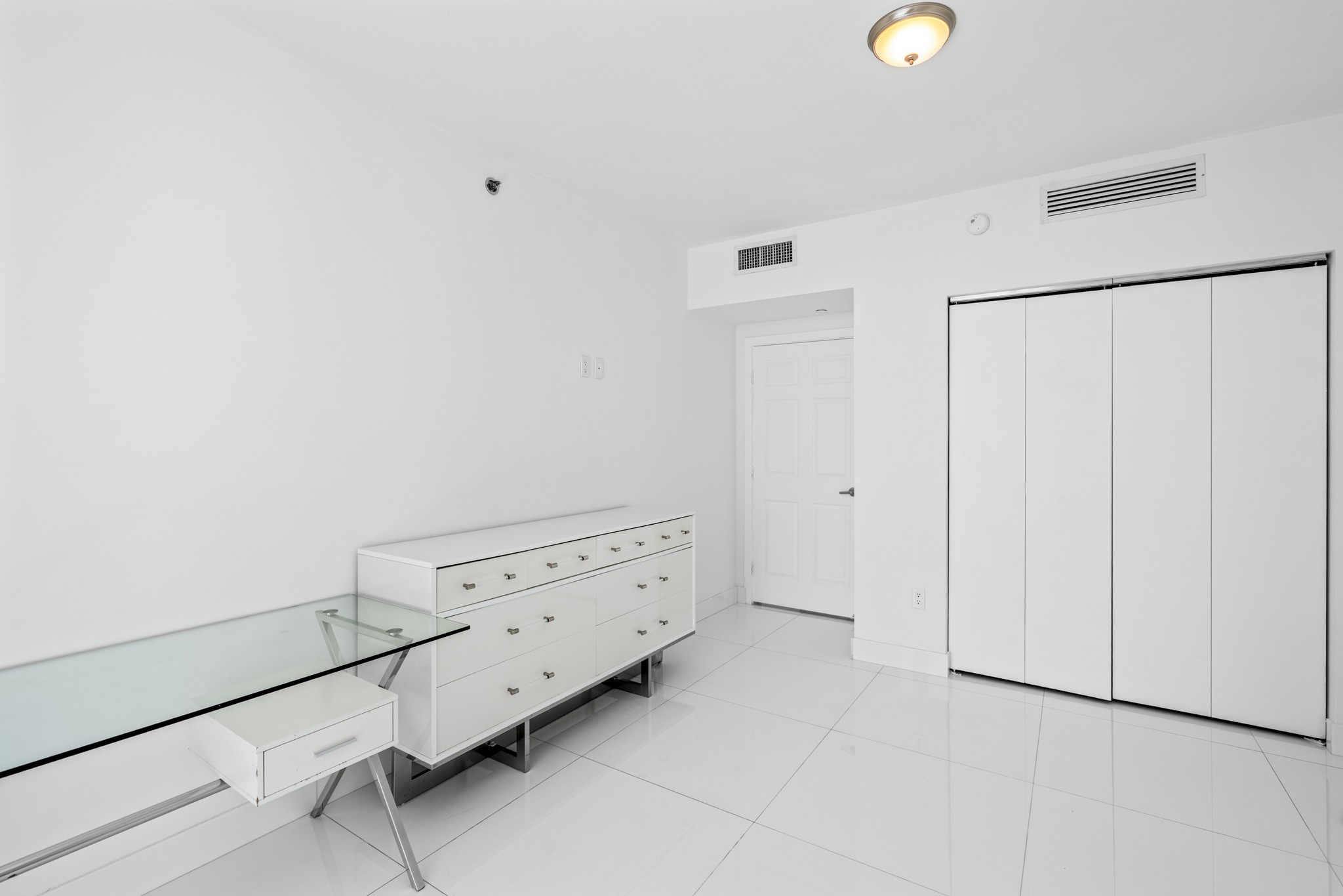  485 Brickell Ave, Miami, FL, 33131 - 物件實景