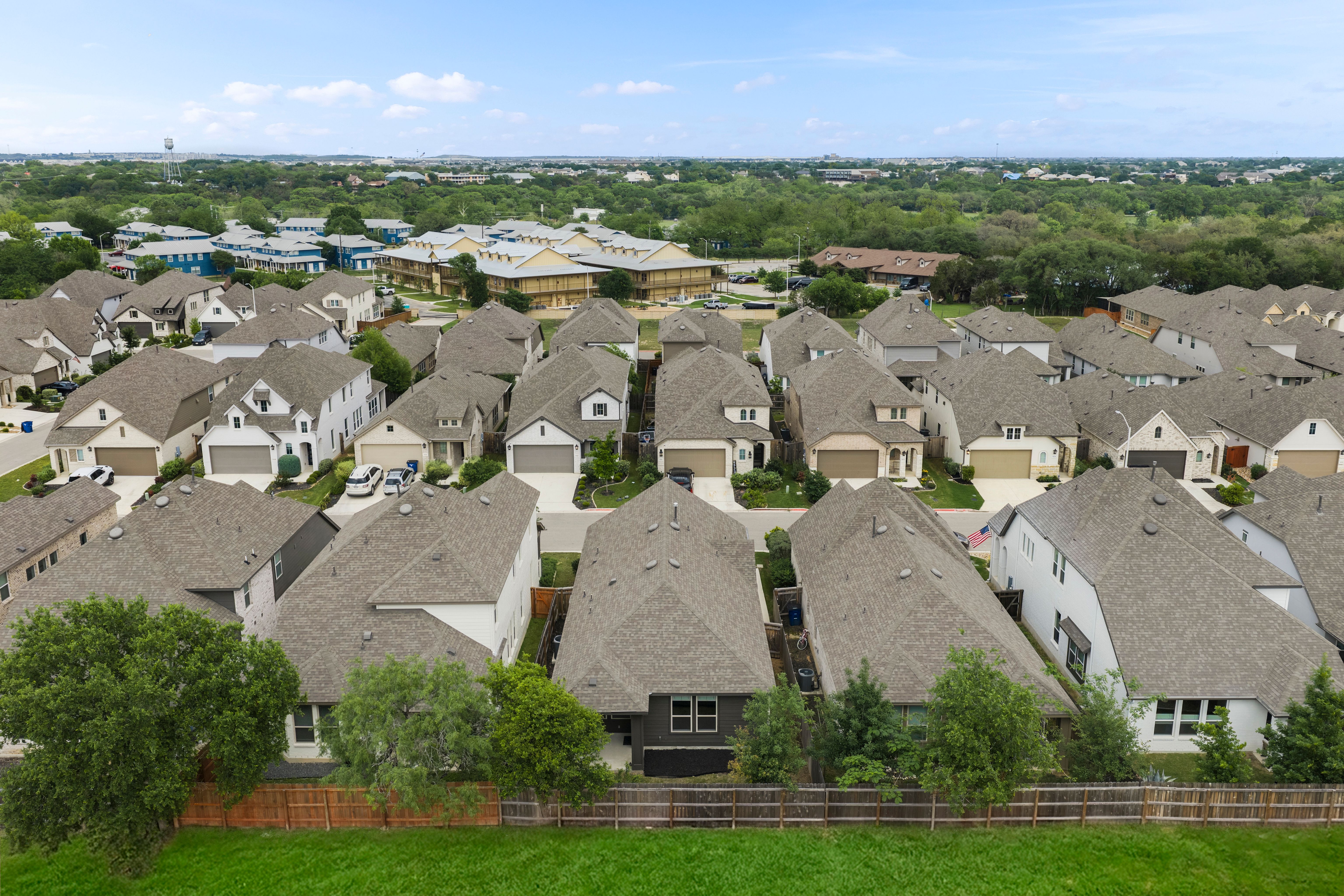  Effortless living, exceptional location - 物件實景