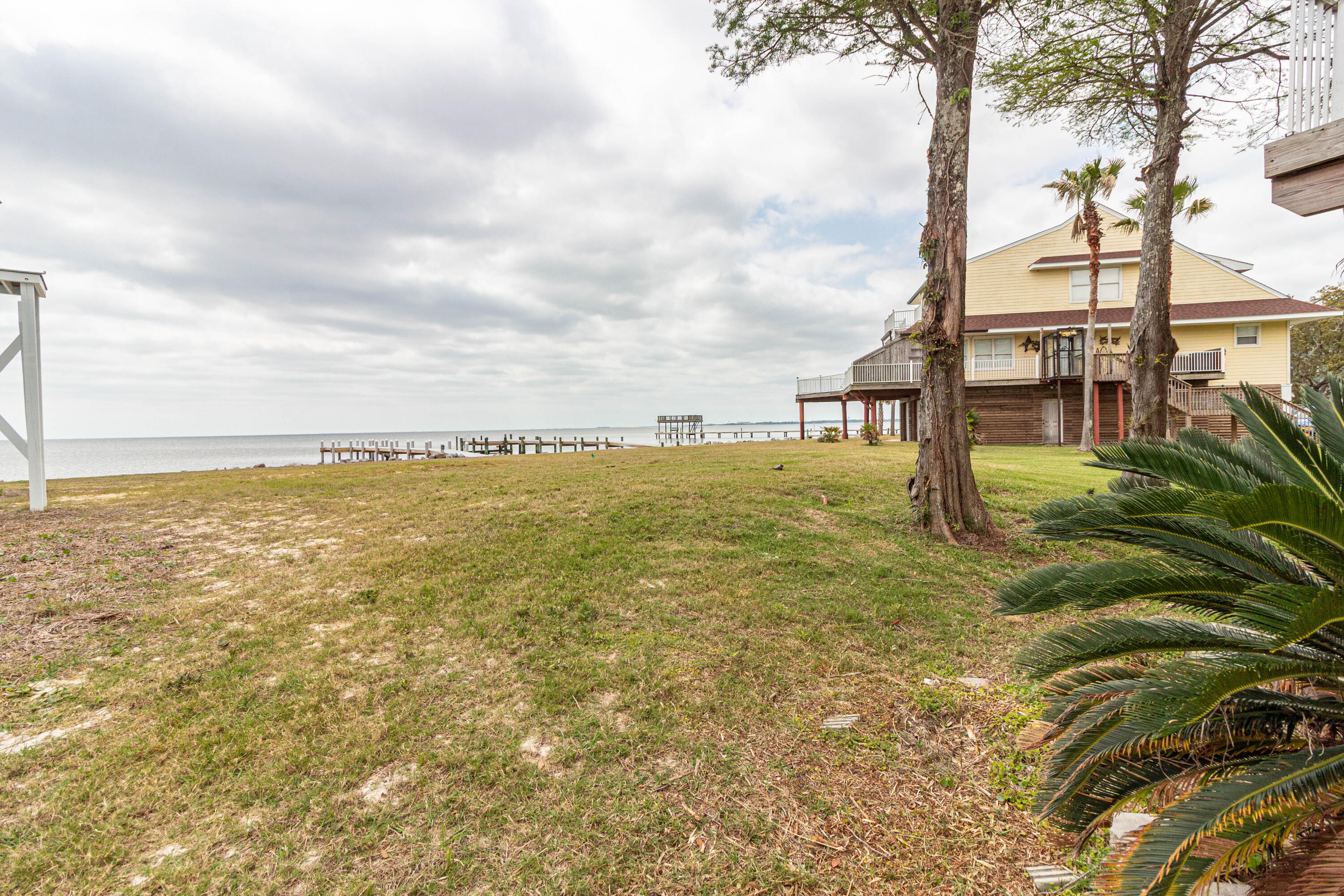 Pensacola, Florida, 32507, United States, 3 Bedrooms Bedrooms, ,2 BathroomsBathrooms,Residential,For Sale,1778047