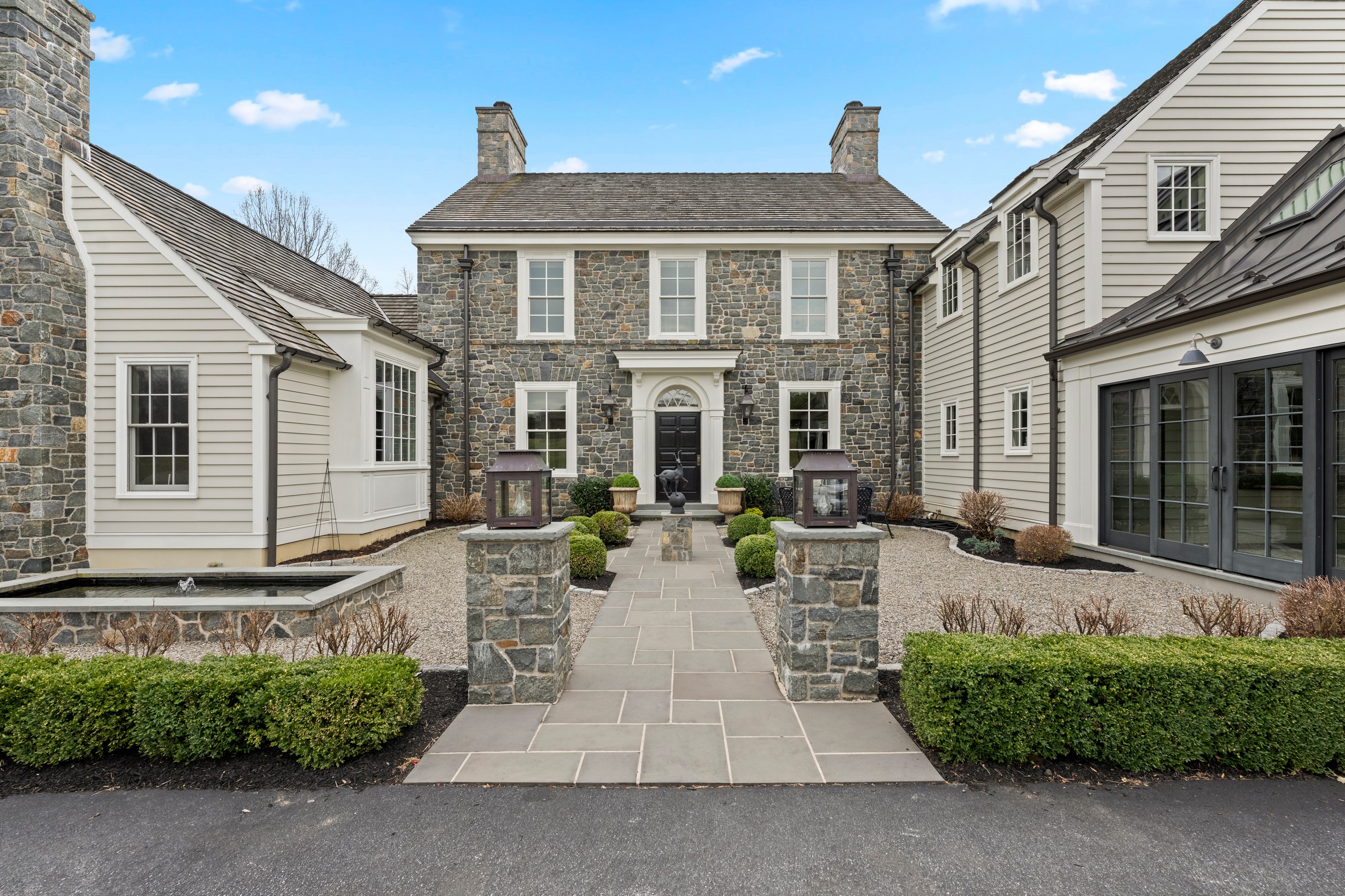  NONE AVAILABLE - 物件實景