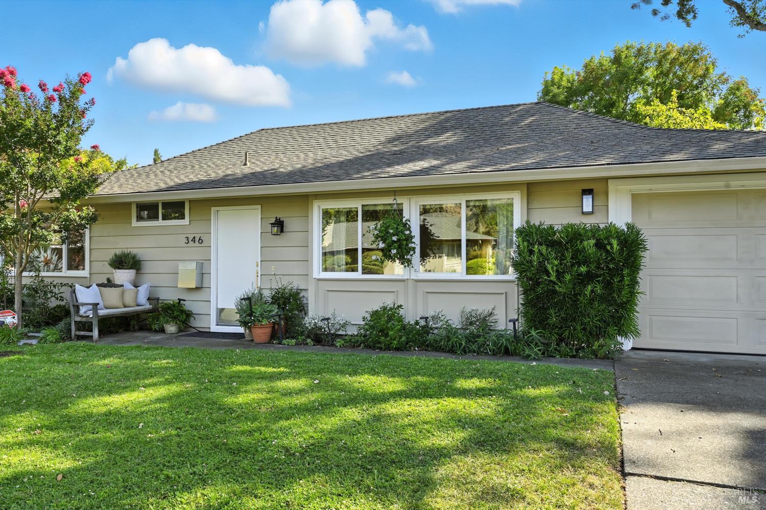 Santa Rosa, California, 95409, United States, 2 Bedrooms Bedrooms, ,2 BathroomsBathrooms,Residential,For Sale,1940455