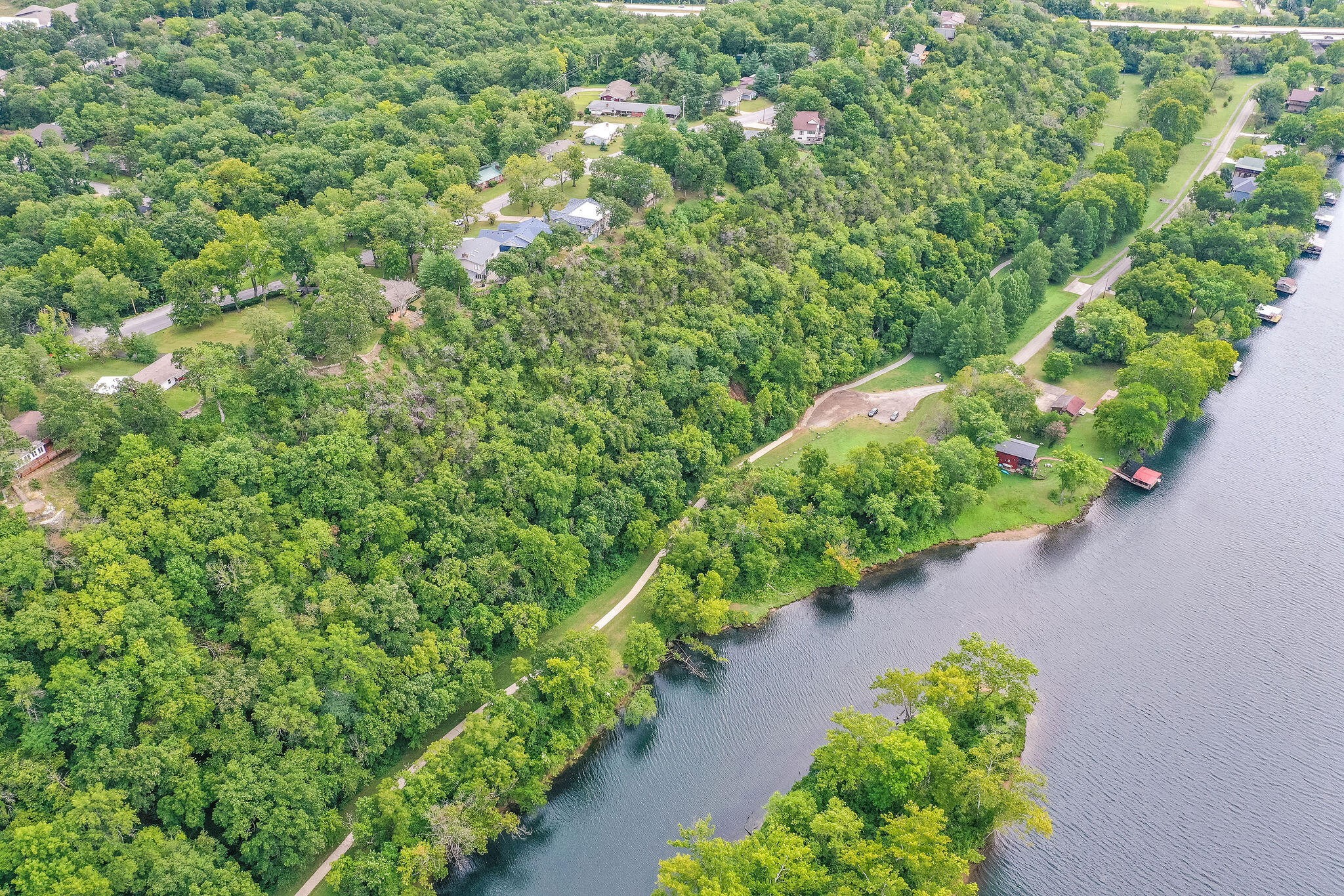 Branson, Missouri, 65616, United States, 3 Bedrooms Bedrooms, ,2 BathroomsBathrooms,Residential,For Sale,1976730