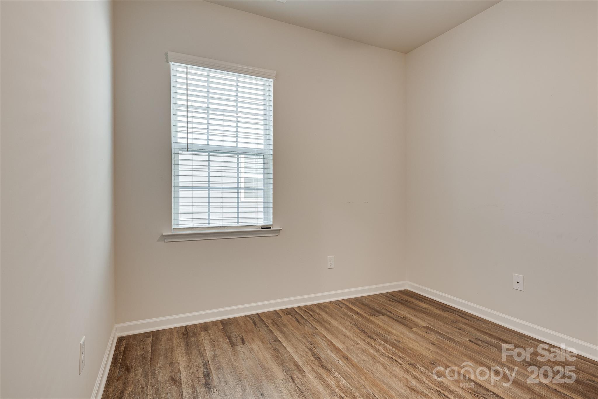 Charlotte, North Carolina, 28273, United States, 4 Bedrooms Bedrooms, ,3 BathroomsBathrooms,Residential,For Sale,1988941