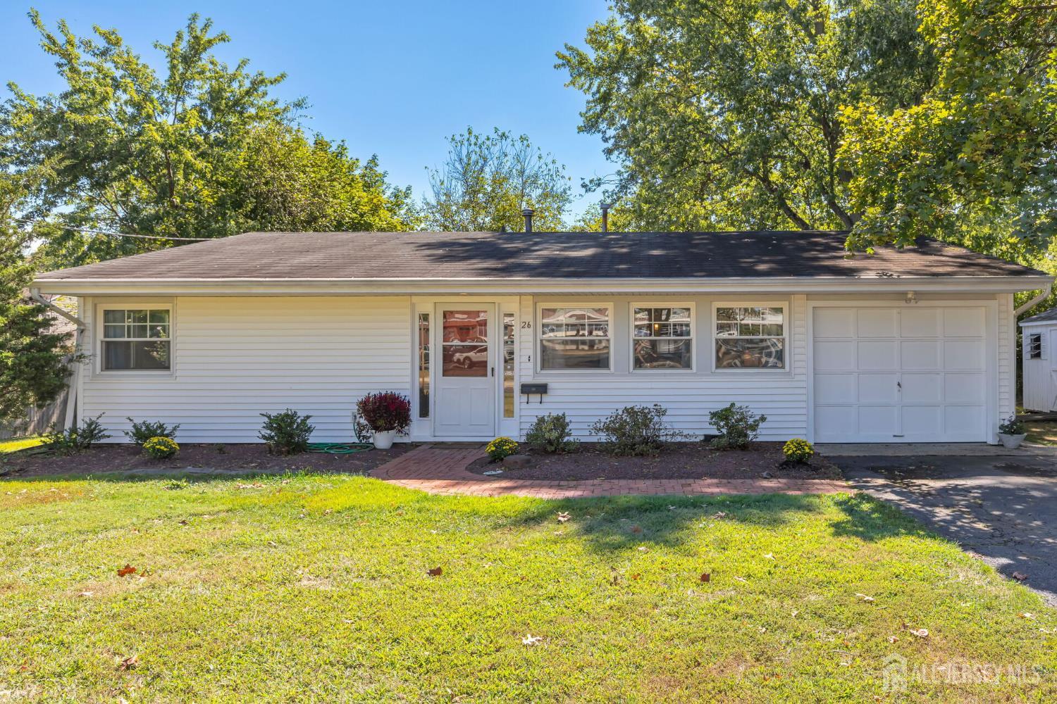 South Brunswick, New Jersey, 08824, United States, 3 Bedrooms Bedrooms, ,2 BathroomsBathrooms,Residential,For Sale,1941671