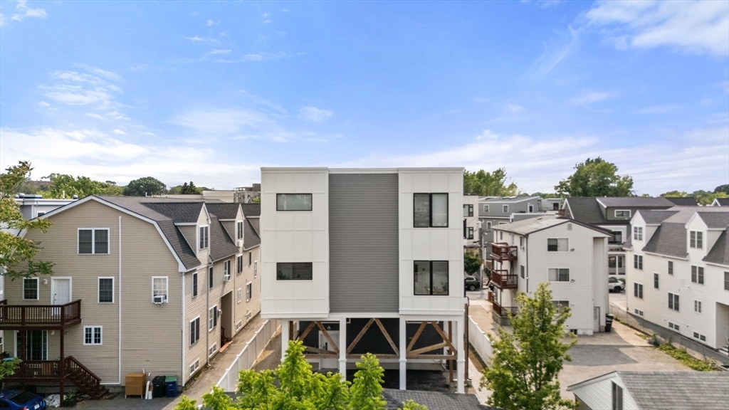 Somerville, Massachusetts, 02145, United States, 5 Bedrooms Bedrooms, ,5 BathroomsBathrooms,Residential,For Sale,1849882