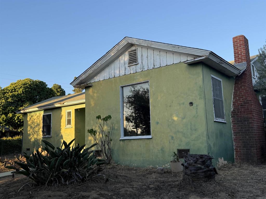 Fallbrook, California, 92028, United States, 4 Bedrooms Bedrooms, ,3 BathroomsBathrooms,Residential,For Sale,1917030