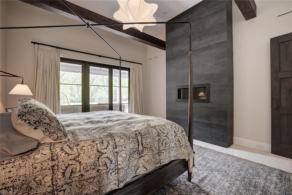 Williamstown, West Virginia, 26187, United States, 5 Bedrooms Bedrooms, ,8 BathroomsBathrooms,Residential,For Sale,1980118