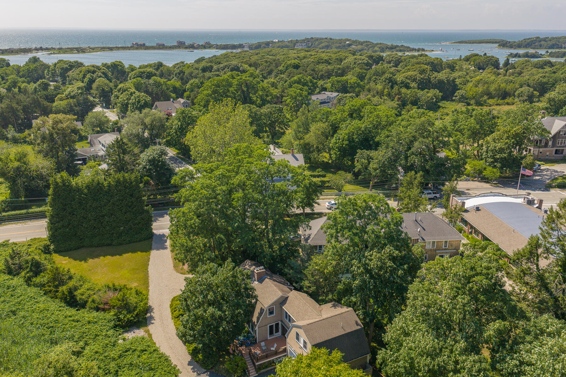  537 W Falmouth Highway - 物件實景