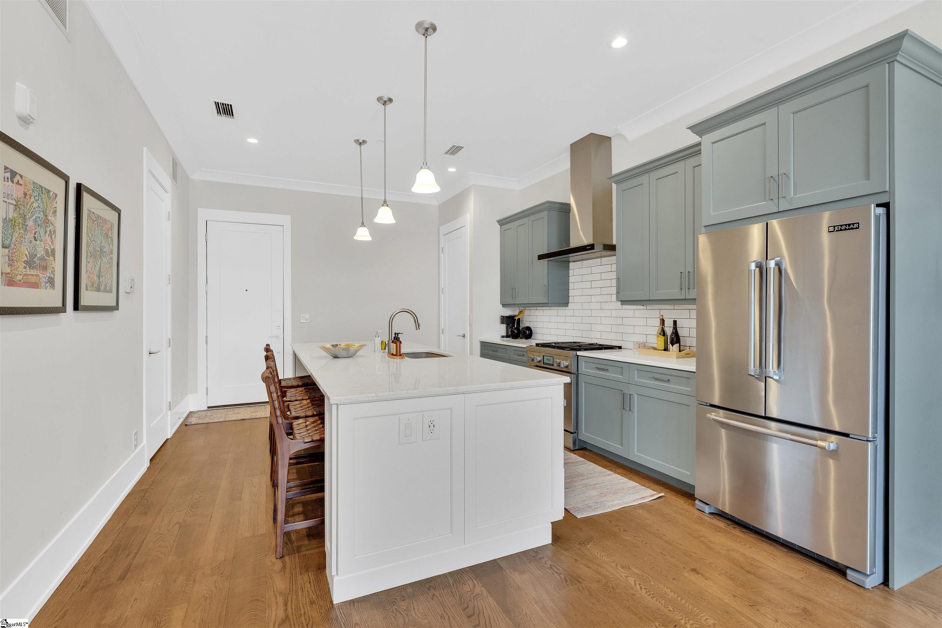 Greenville, South Carolina, 29601, United States, 1 Bedroom Bedrooms, ,2 BathroomsBathrooms,Residential,For Sale,1752765