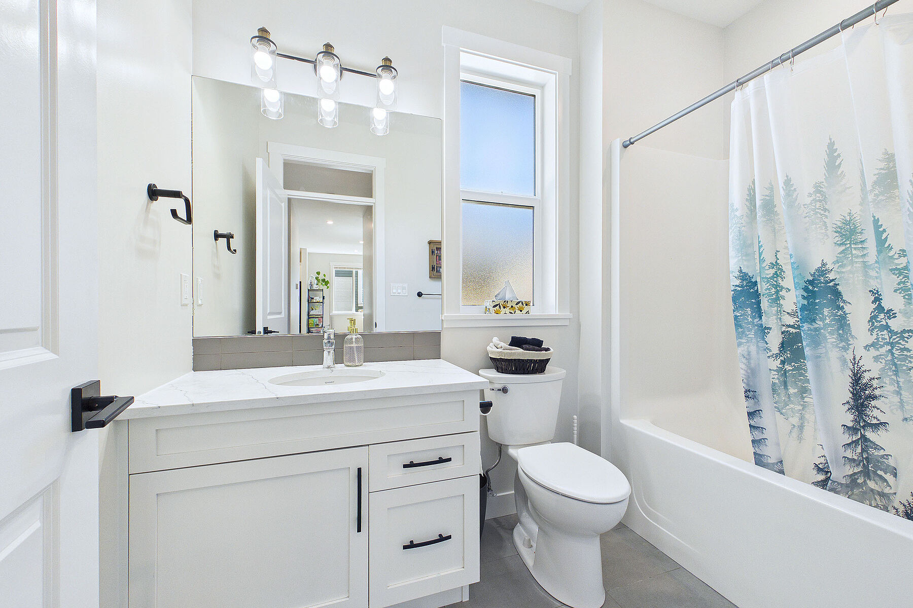  Thoughtfully Designed Space - 物件實景