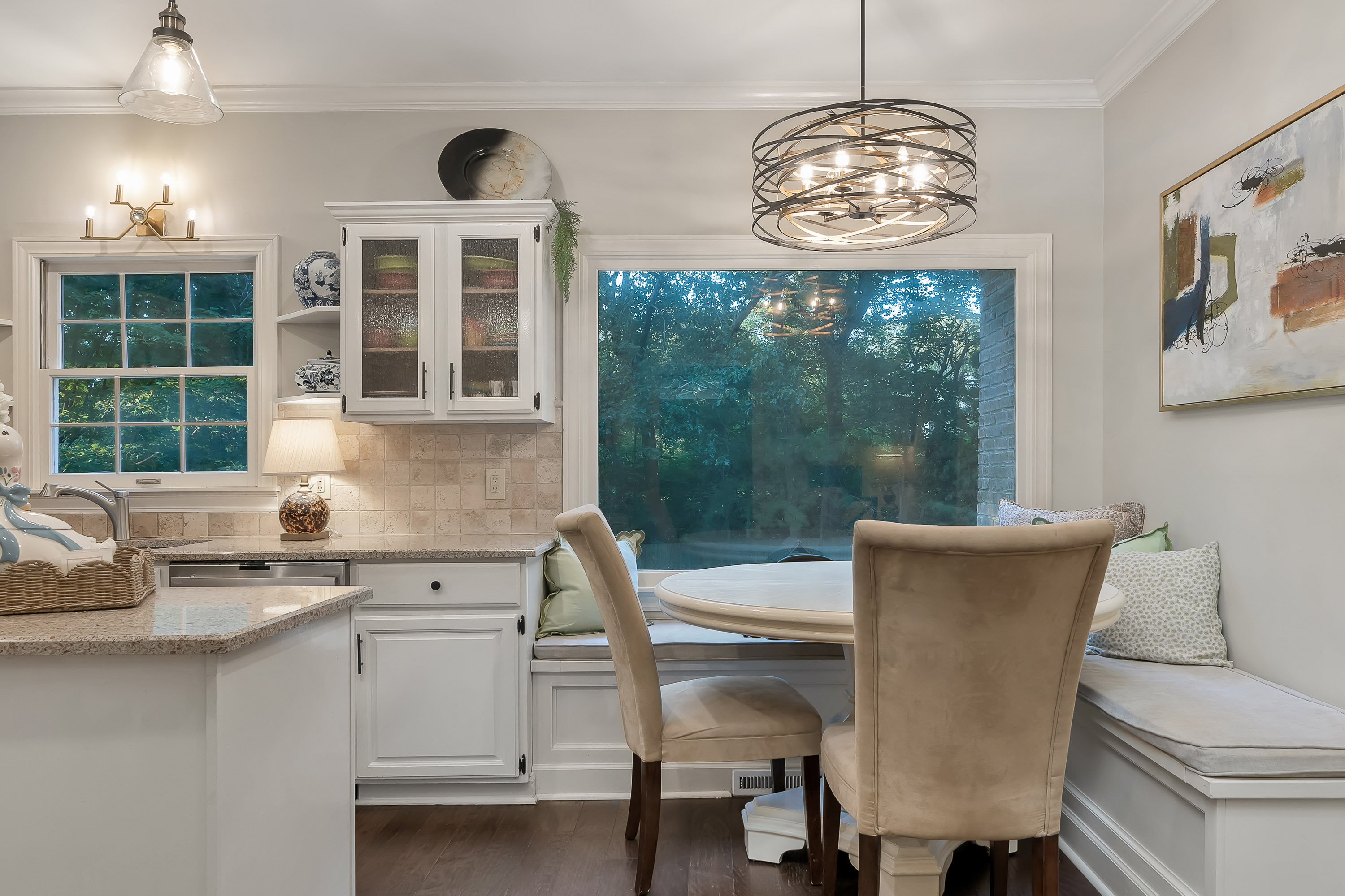 Jonesboro, Arkansas, 72401, United States, 4 Bedrooms Bedrooms, ,4 BathroomsBathrooms,Residential,For Sale,1961843