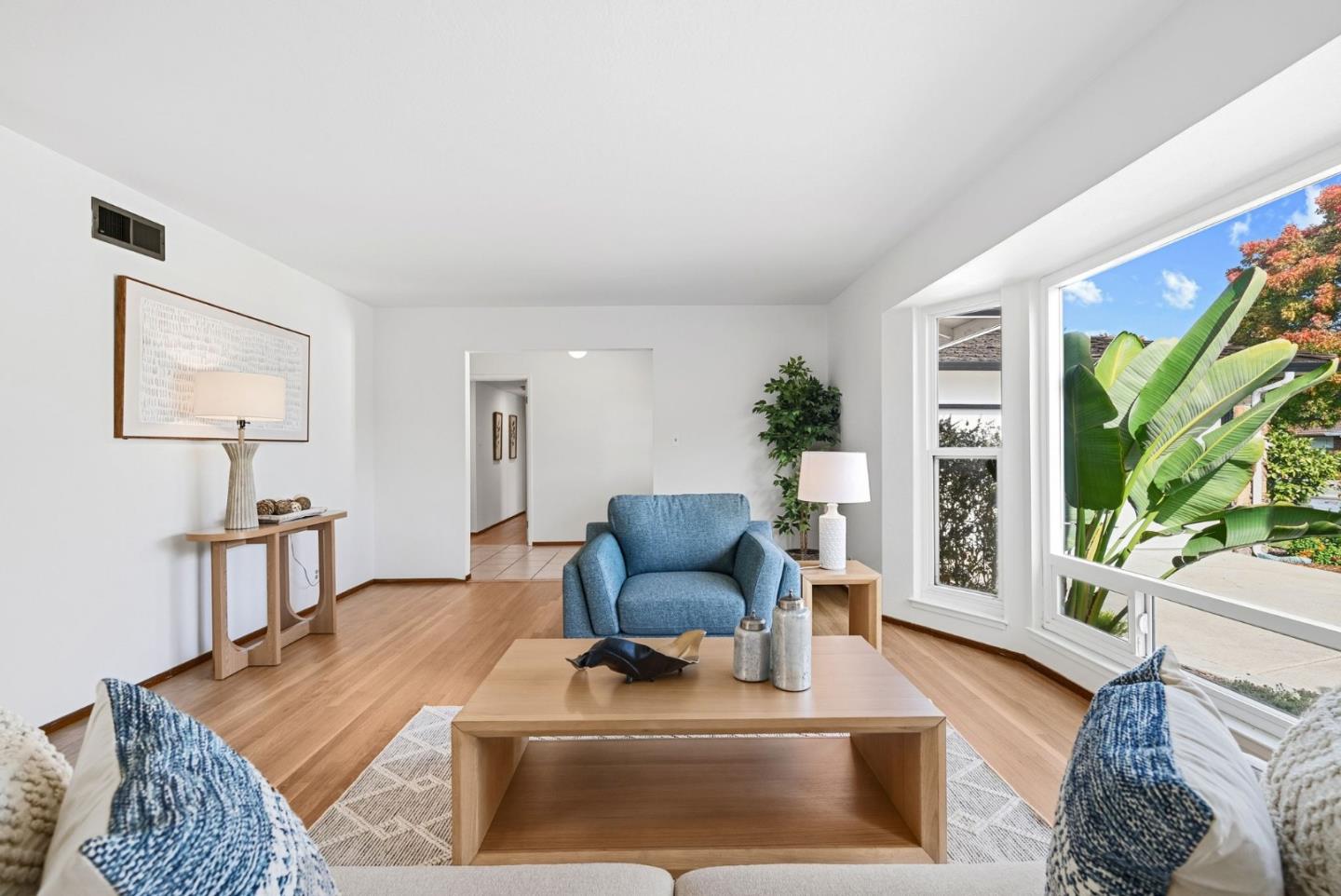 San Jose, California, 95118, United States, 4 Bedrooms Bedrooms, ,2 BathroomsBathrooms,Residential,For Sale,1986269