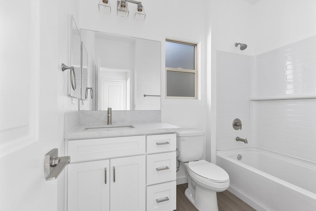 Lemon Grove, California, 91945, United States, 4 Bedrooms Bedrooms, ,4 BathroomsBathrooms,Residential,For Sale,1892804