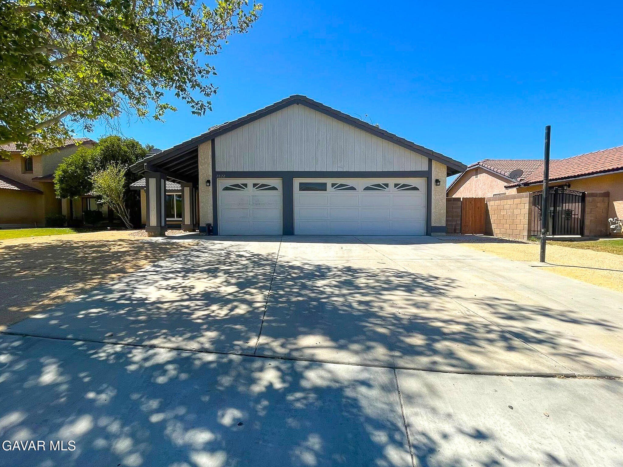 Lancaster, California, 93536, United States, 5 Bedrooms Bedrooms, ,3 BathroomsBathrooms,Residential,For Sale,1921433