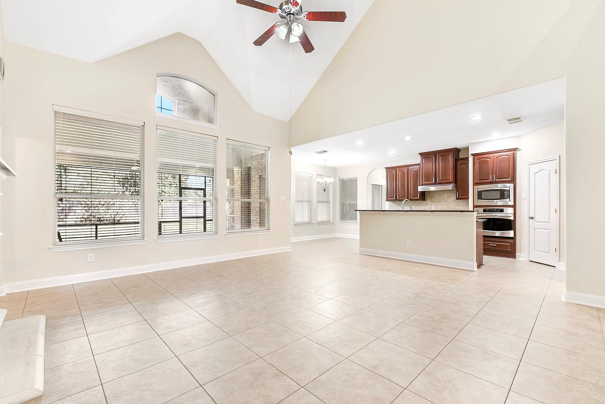 Katy, Texas, 77494, United States, 6 Bedrooms Bedrooms, ,4 BathroomsBathrooms,Residential,For Sale,1986069