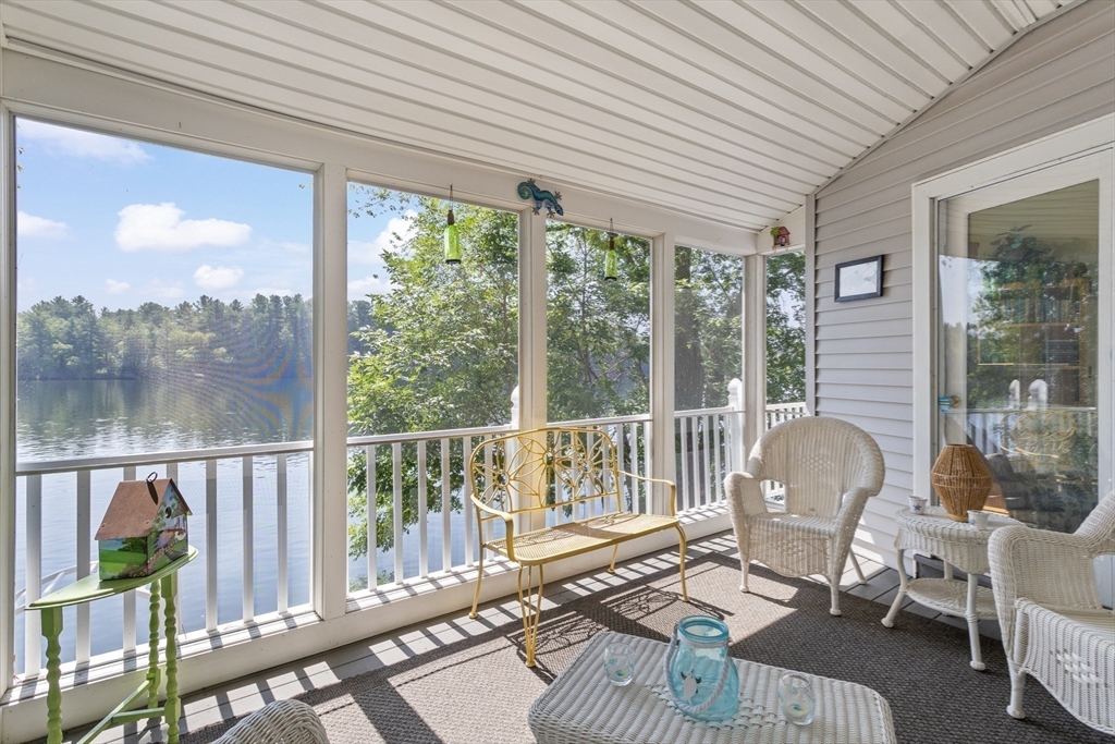 Methuen, Massachusetts, 01844, United States, 3 Bedrooms Bedrooms, ,2 BathroomsBathrooms,Residential,For Sale,1981346