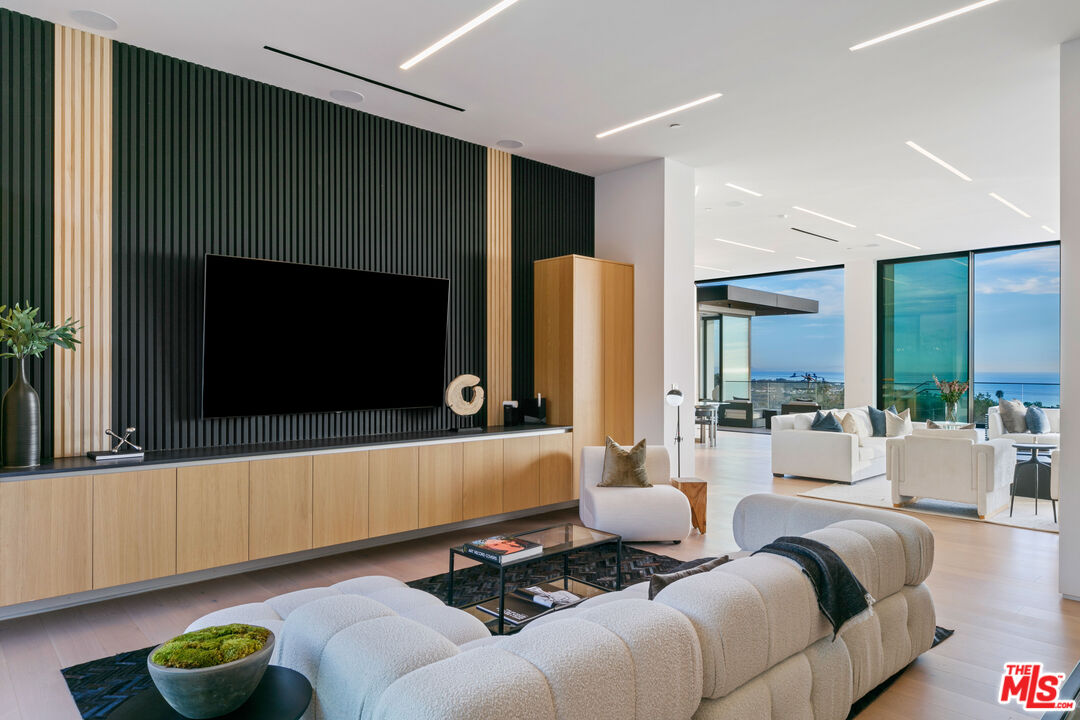 29623 Cuthbert Rd, Malibu, California, 90265, United States, 5 Bedrooms Bedrooms, ,8 BathroomsBathrooms,Residential,For Sale,29623 Cuthbert Rd,1682561
