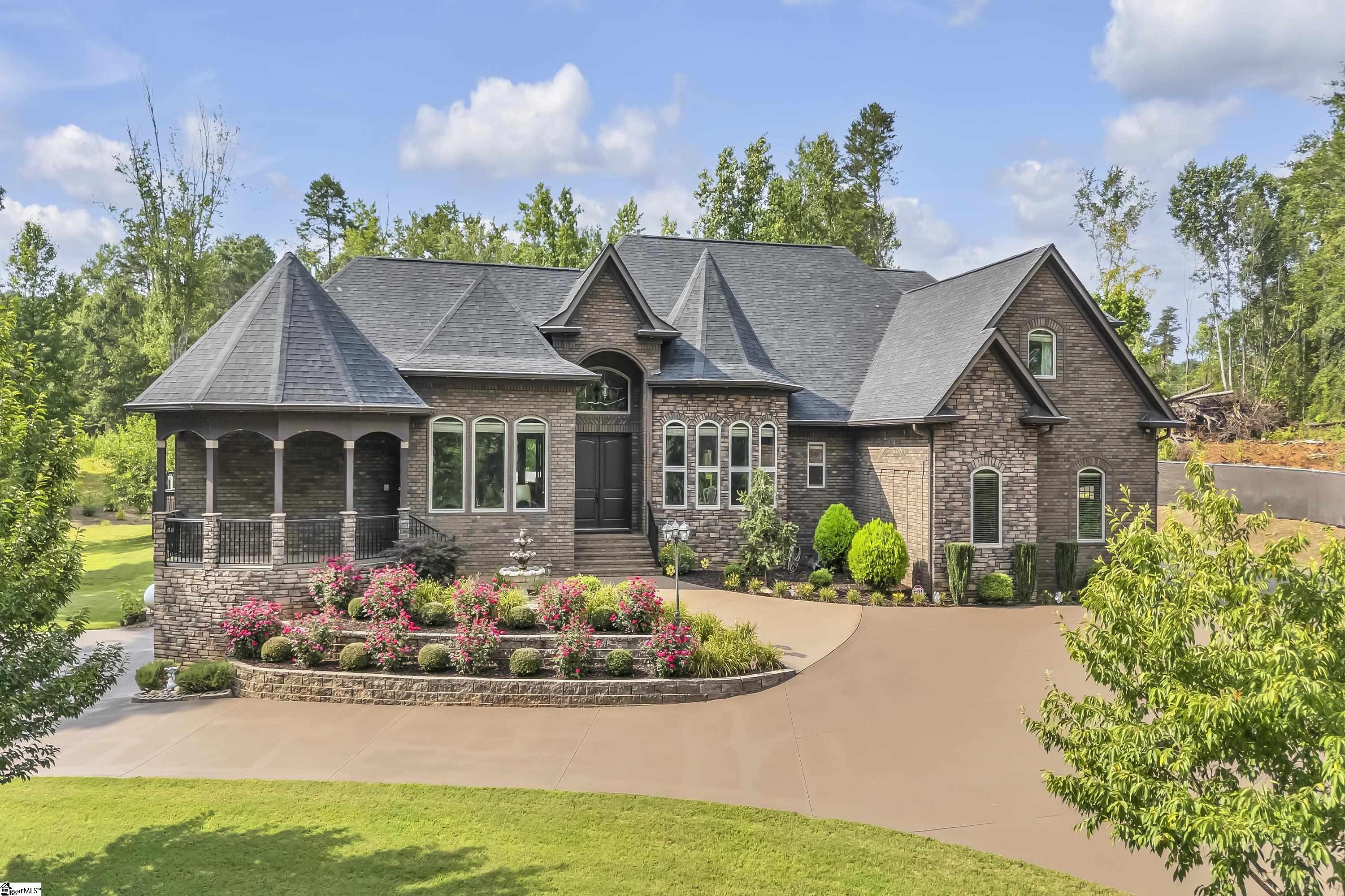 Inman, South Carolina, 29349, United States, 4 Bedrooms Bedrooms, ,4 BathroomsBathrooms,Residential,For Sale,1885361