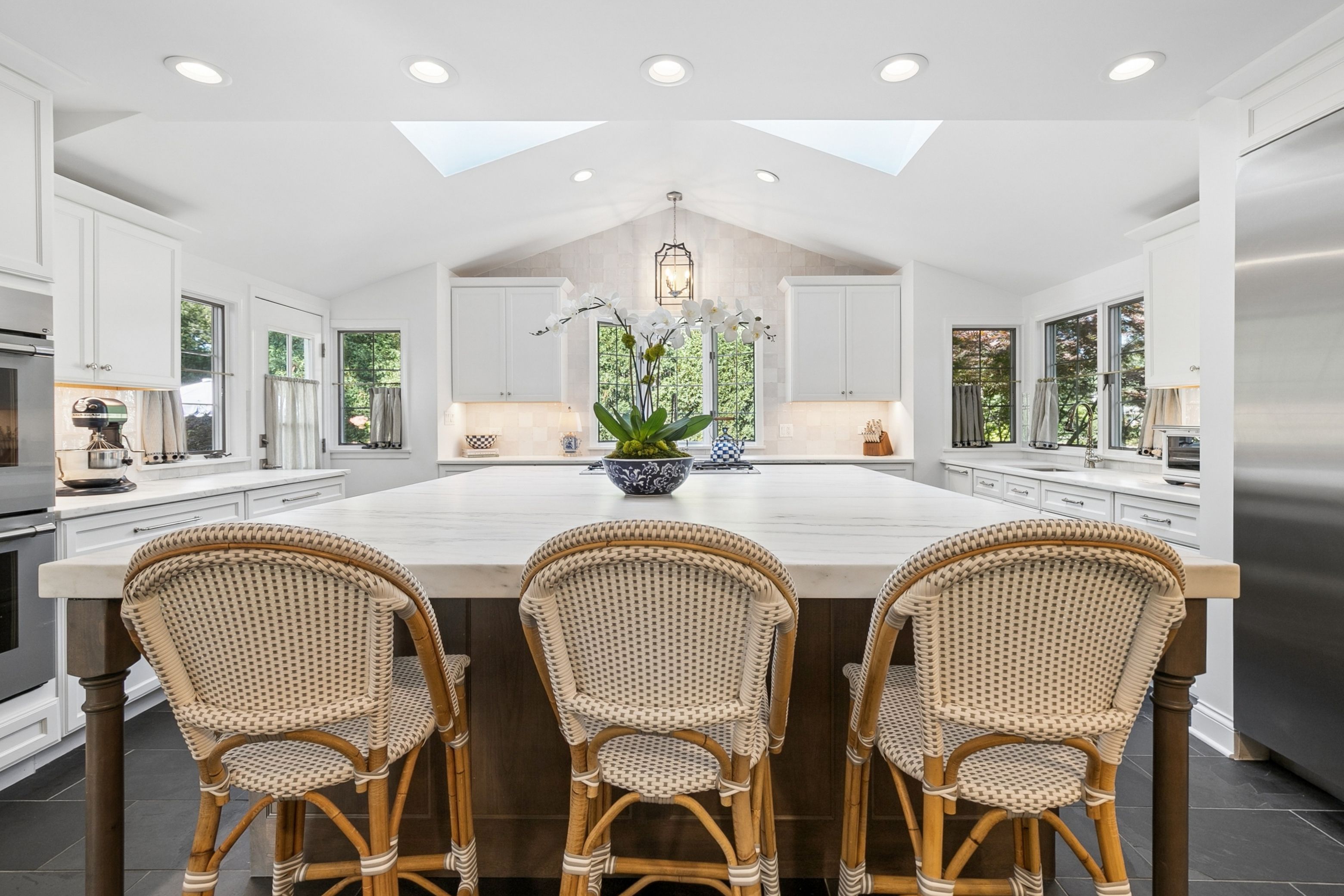  A Whispering Oaks Colonial, Completely Renovated and Ready to Enjoy - 物件實景