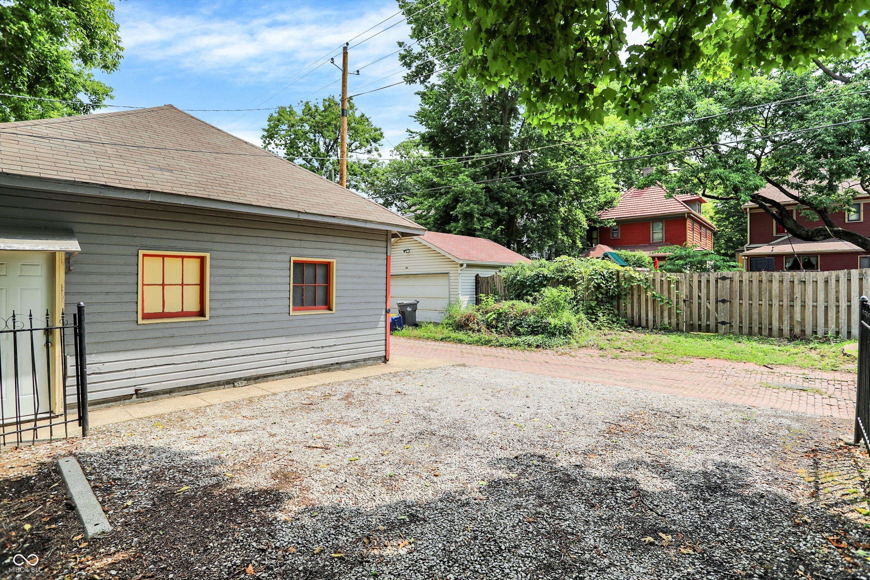 Indianapolis, Indiana, 46201, United States, ,Residential,For Sale,1893687