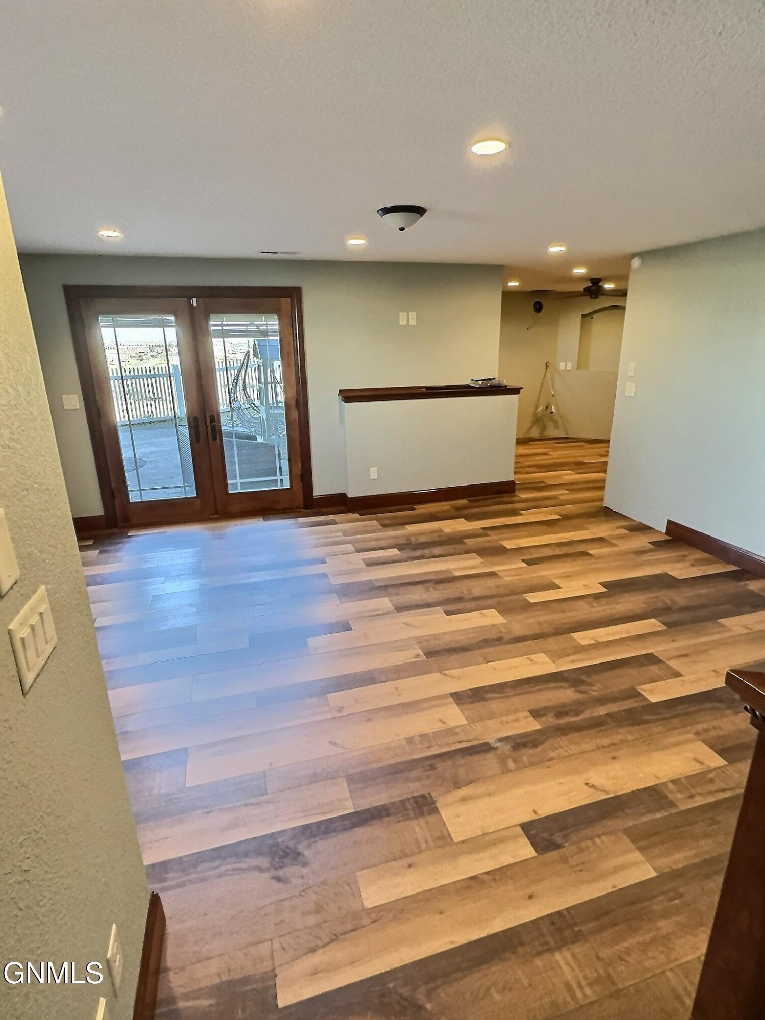 Bismarck, North Dakota, 58501, United States, 4 Bedrooms Bedrooms, ,4 BathroomsBathrooms,Residential,For Sale,2038873