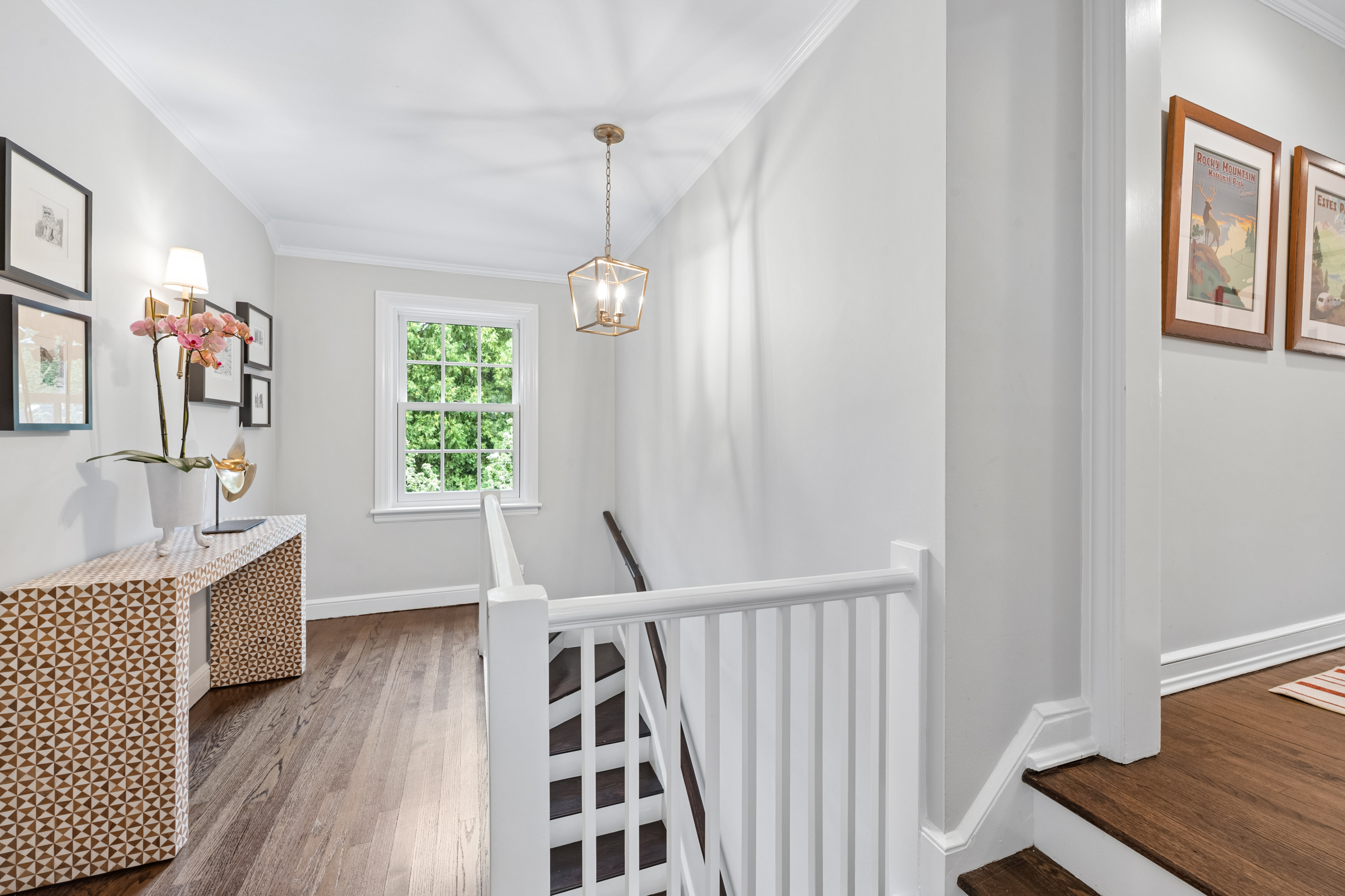  Rare, Fully Renovated, Updated Home Offering Move-In-Ready Luxury - 物件實景
