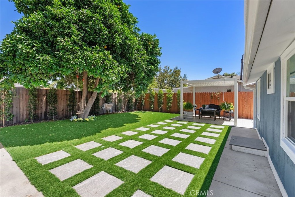 Santa Ana, California, 92701, United States, 5 Bedrooms Bedrooms, ,3 BathroomsBathrooms,Residential,For Sale,1837715