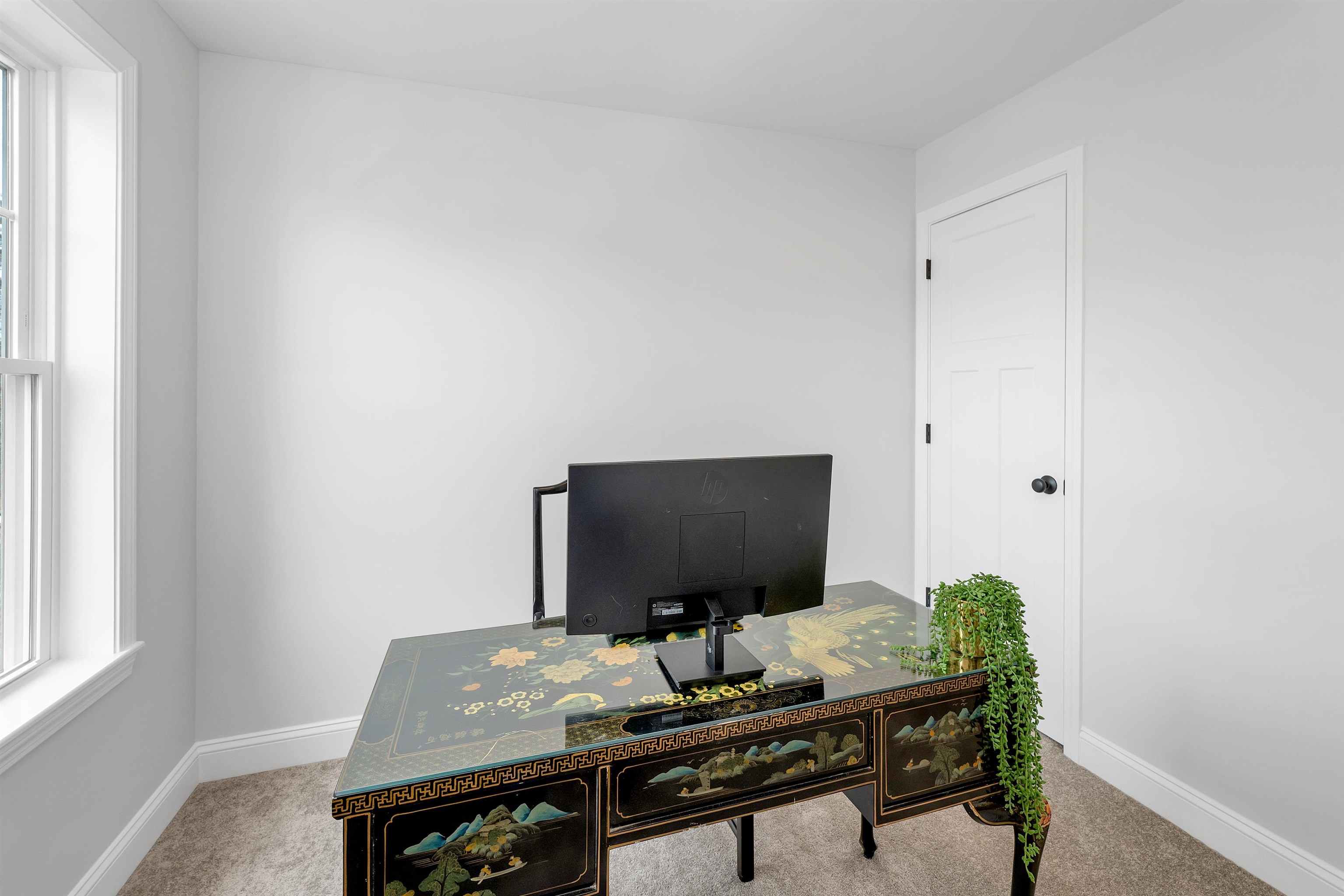 Litchfield, New Hampshire, 03052, United States, 3 Bedrooms Bedrooms, ,2 BathroomsBathrooms,Residential,For Sale,1786449