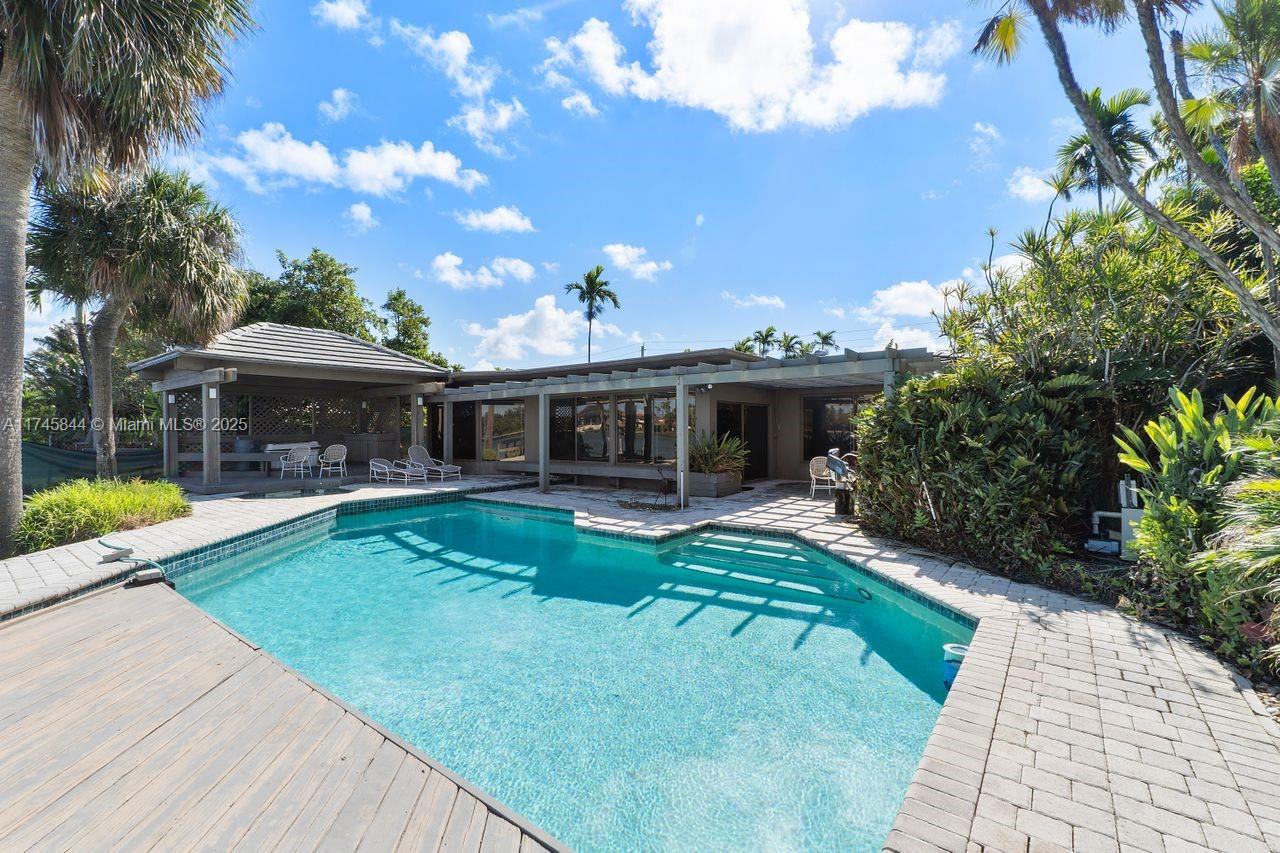 Miami Beach, Florida, 33141, United States, 4 Bedrooms Bedrooms, ,3 BathroomsBathrooms,Residential,For Sale,1711851