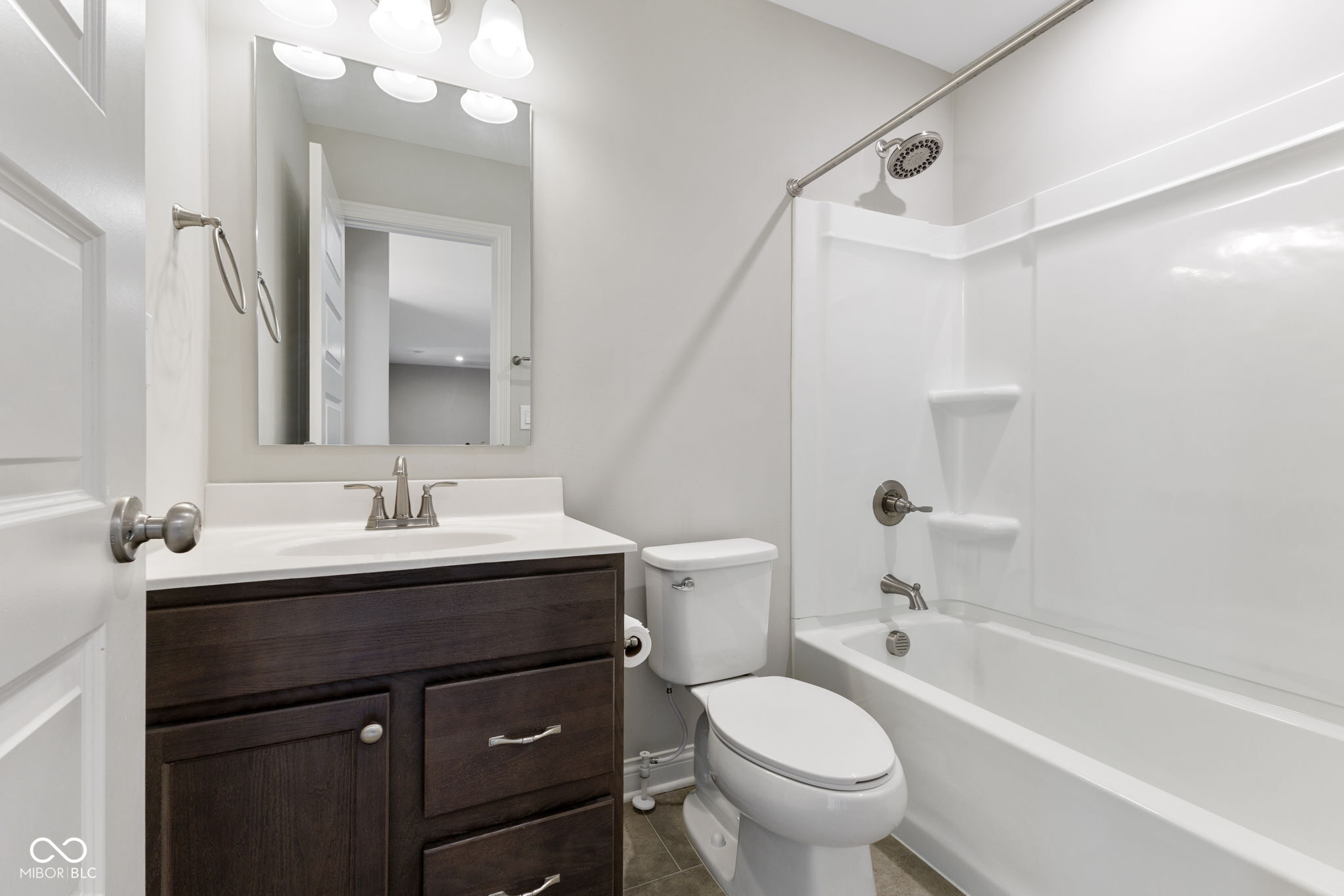 Fishers, Indiana, 46037, United States, 5 Bedrooms Bedrooms, ,4 BathroomsBathrooms,Residential,For Sale,1973782