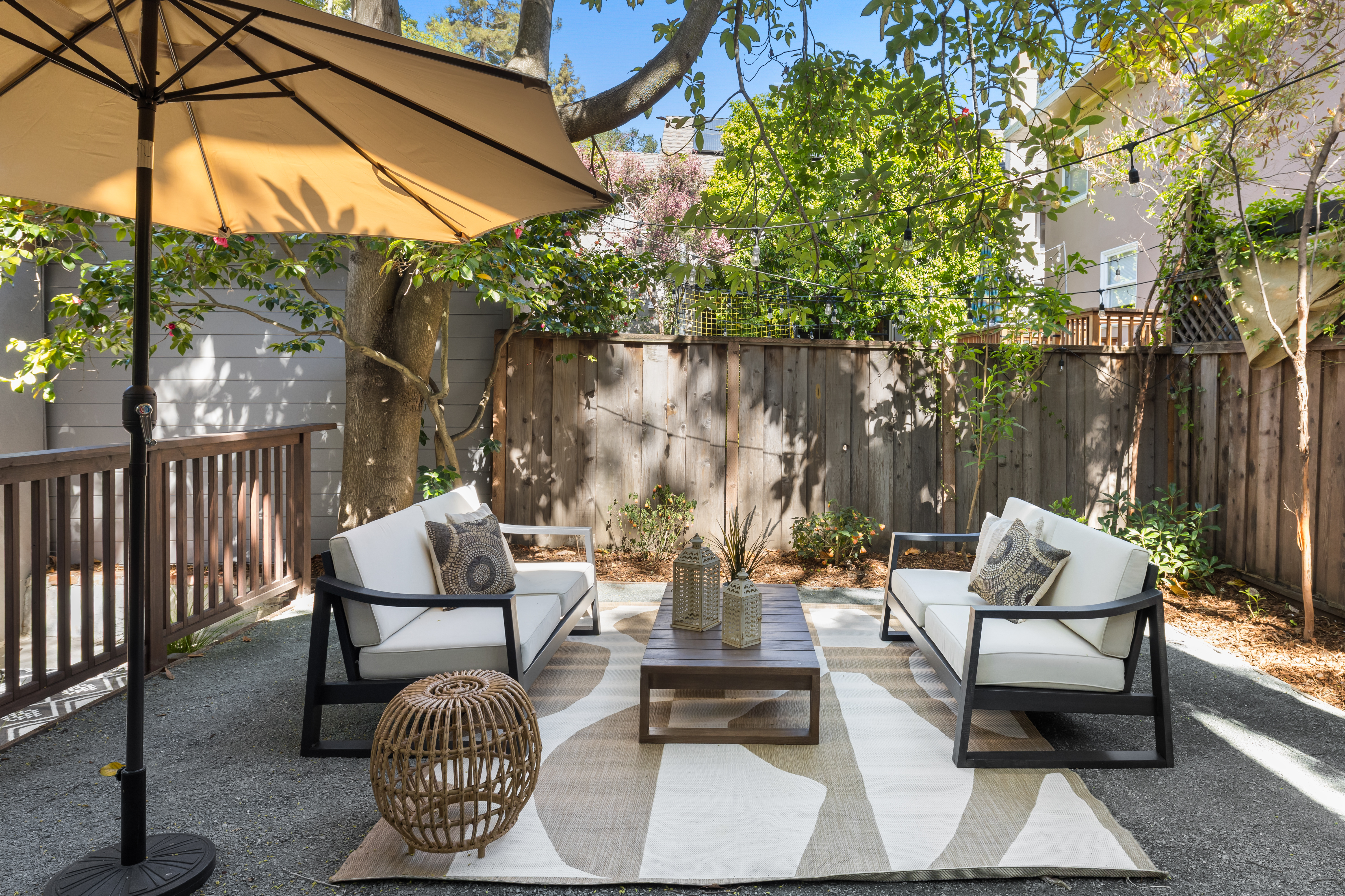  Timbre Architects Reimagined Elmwood Craftsman with Stunning Modern Design - 物件實景