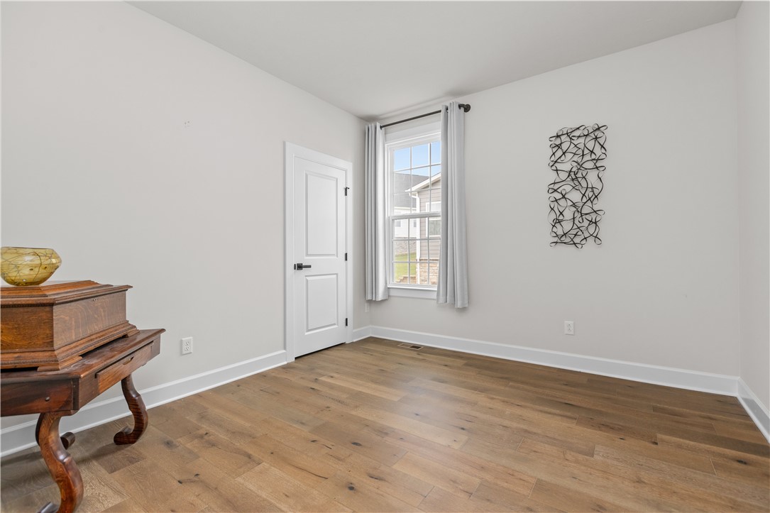 North Strabane, Pennsylvania, 15317, United States, 3 Bedrooms Bedrooms, ,3 BathroomsBathrooms,Residential,For Sale,1941695